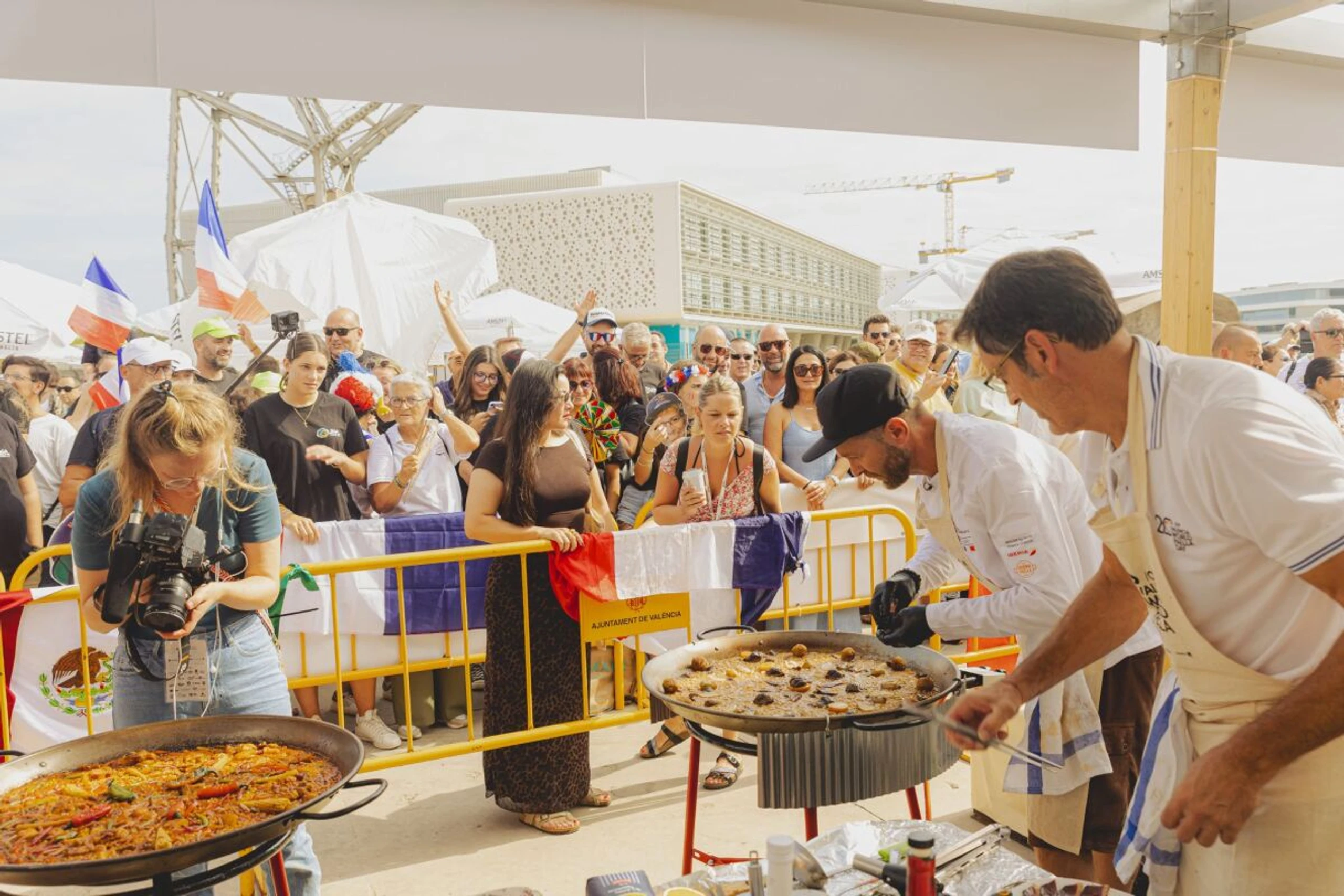 Jedes Jahr wird Valencia zur Welthauptstadt der Paella