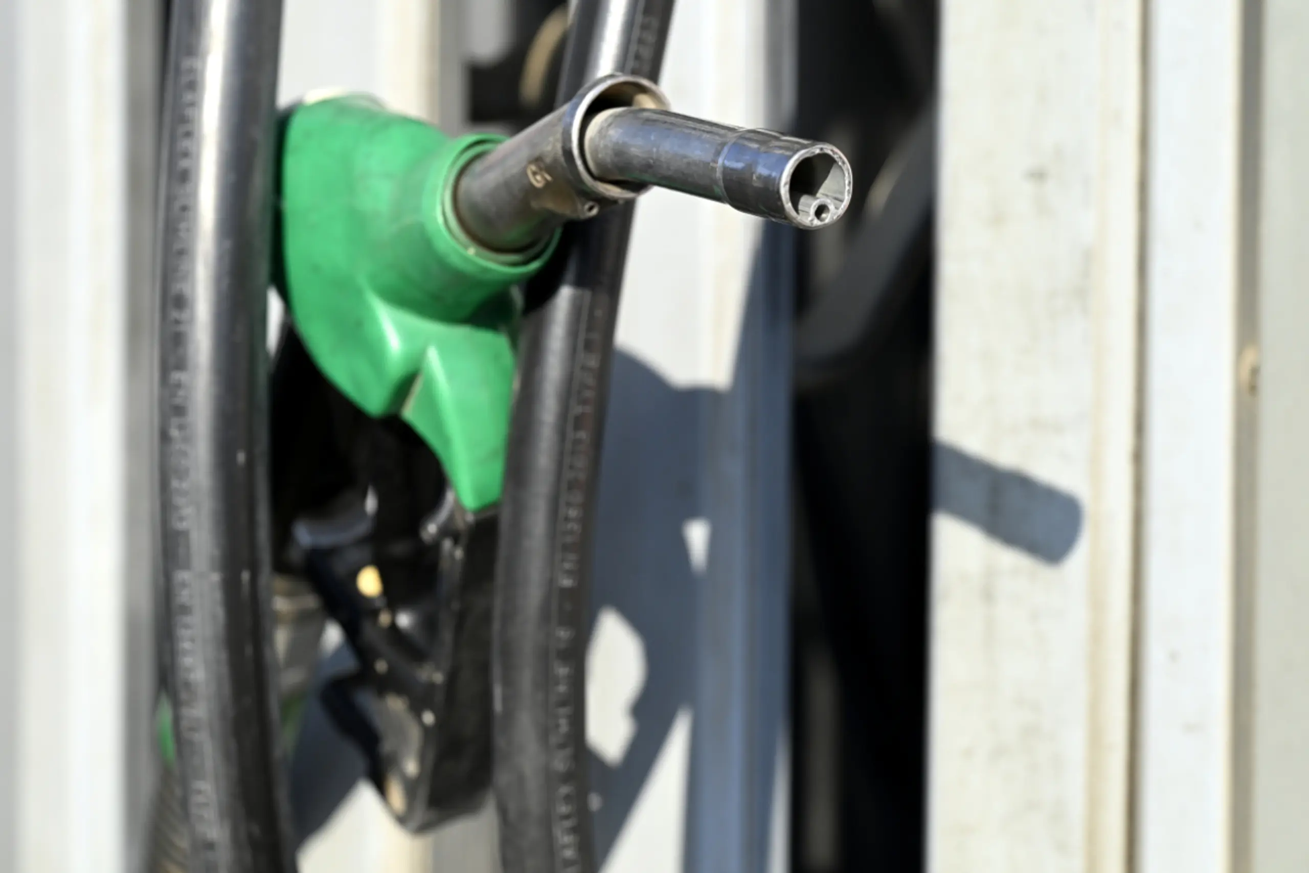 Treibstoffpreise weiterhin auf hohem Niveau