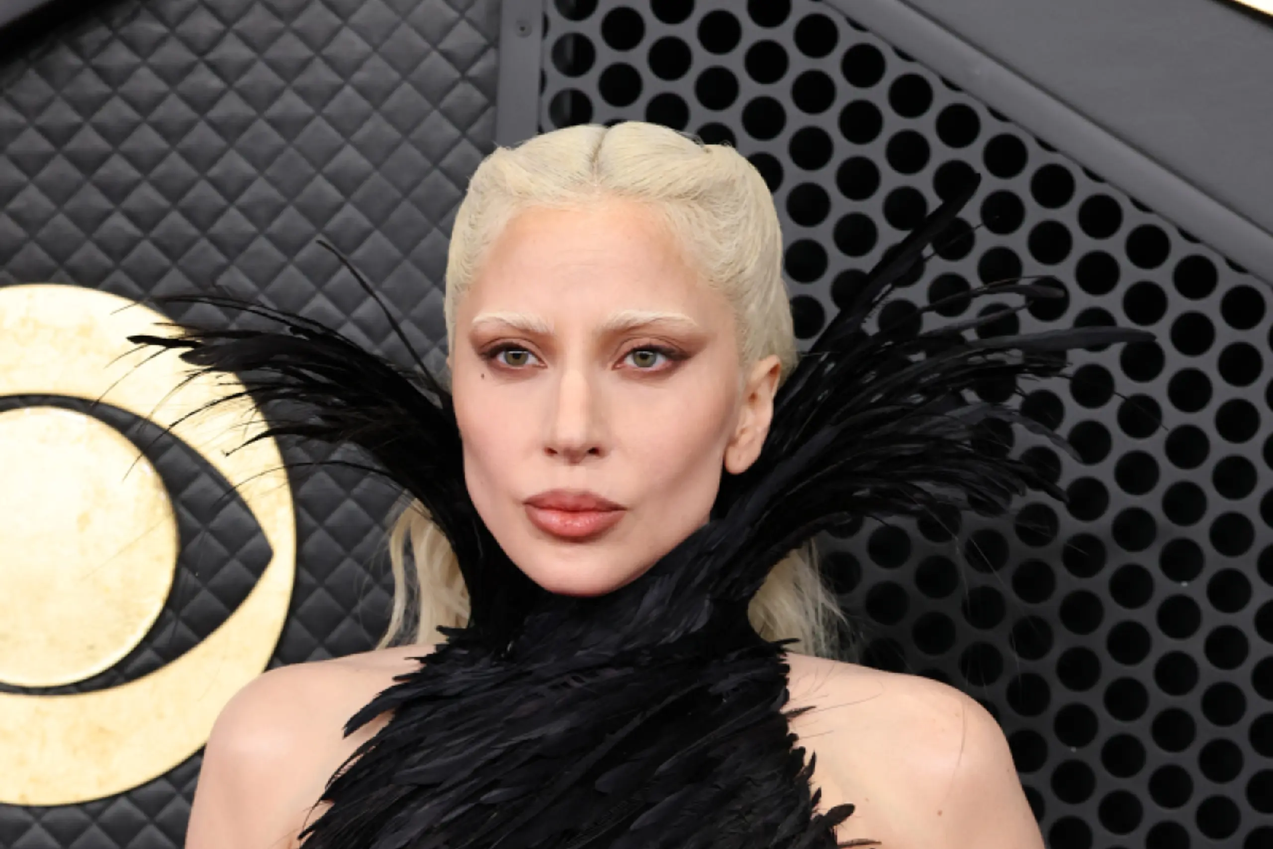 Lady Gaga lüftet zumindest ein Geheimnis
