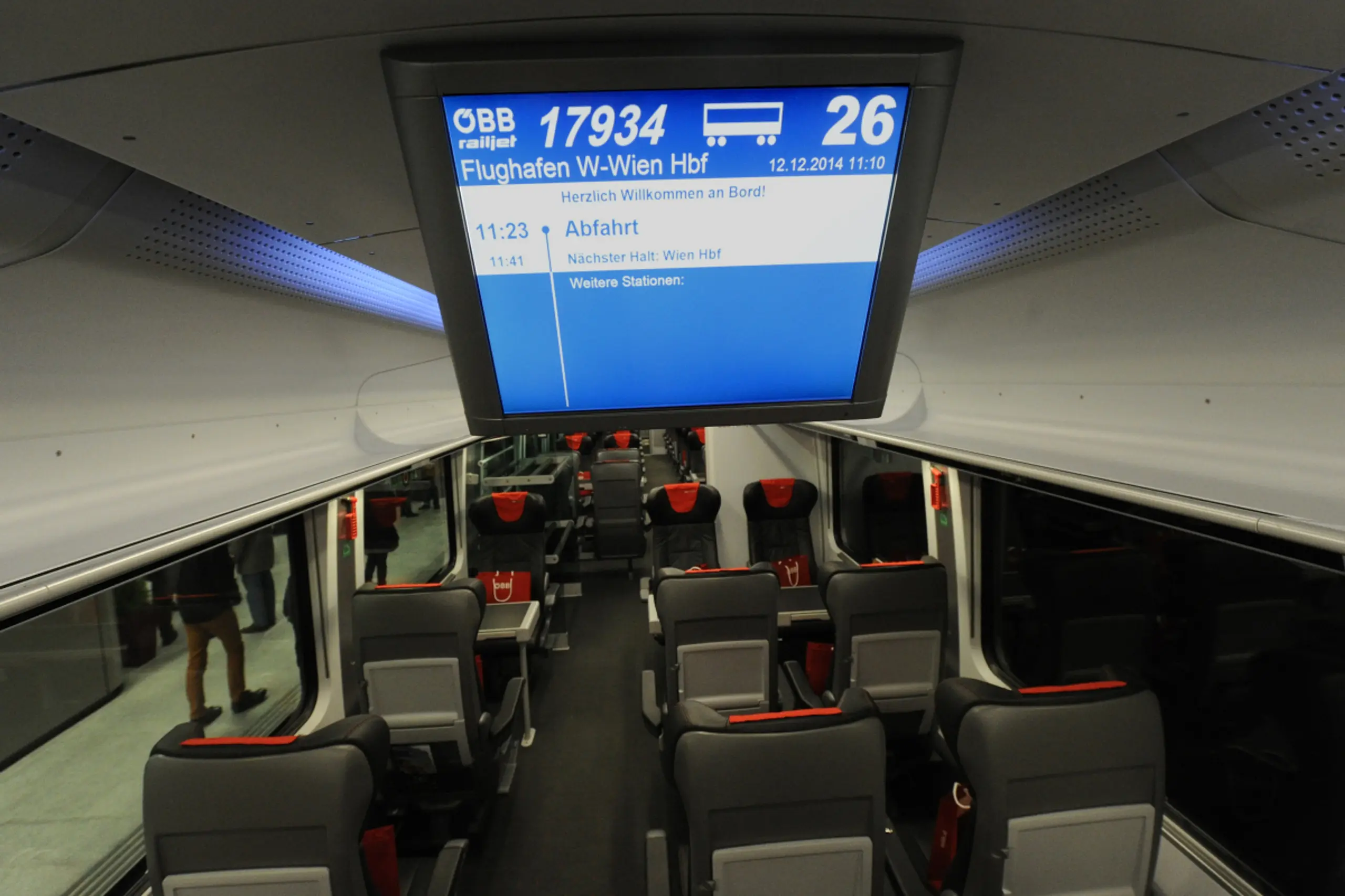 Per Zug zum Airport Wien geht seit Mitte der 2010er-Jahre immer besser