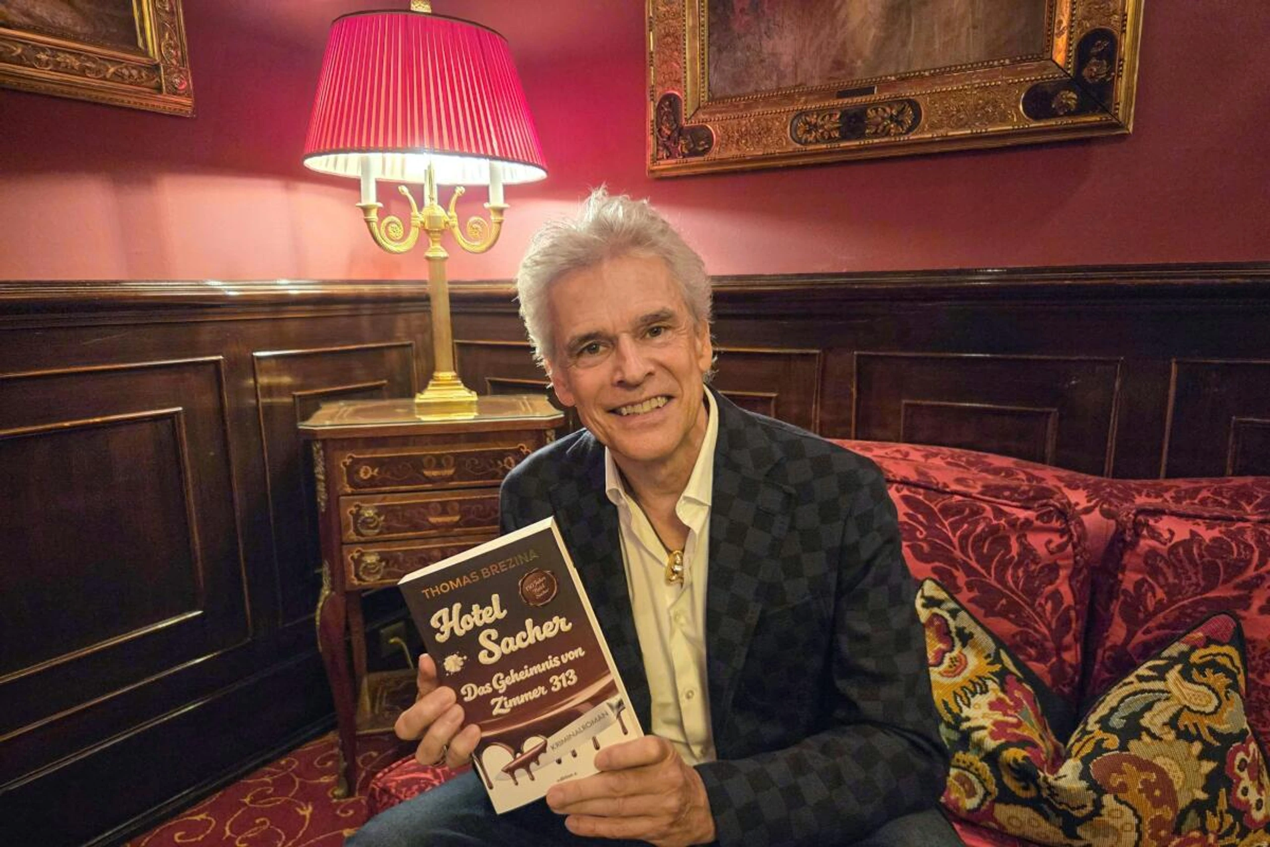 Thomas Brezina würdigt das Hotel Sacher mit einem Krimi