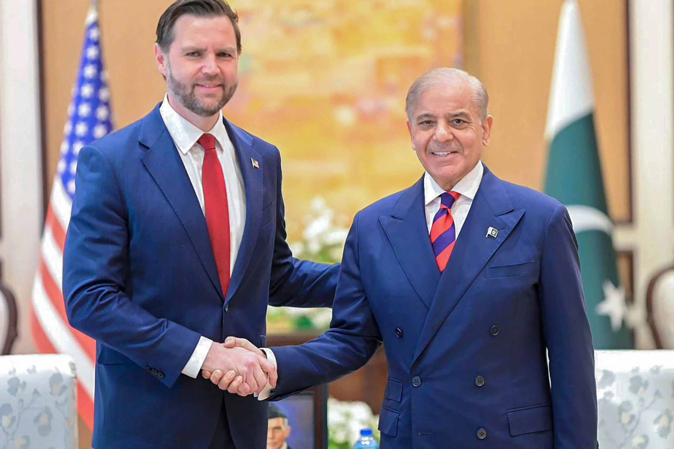 US-Vizepräsident Vance mit Pakistans Premier Sharif