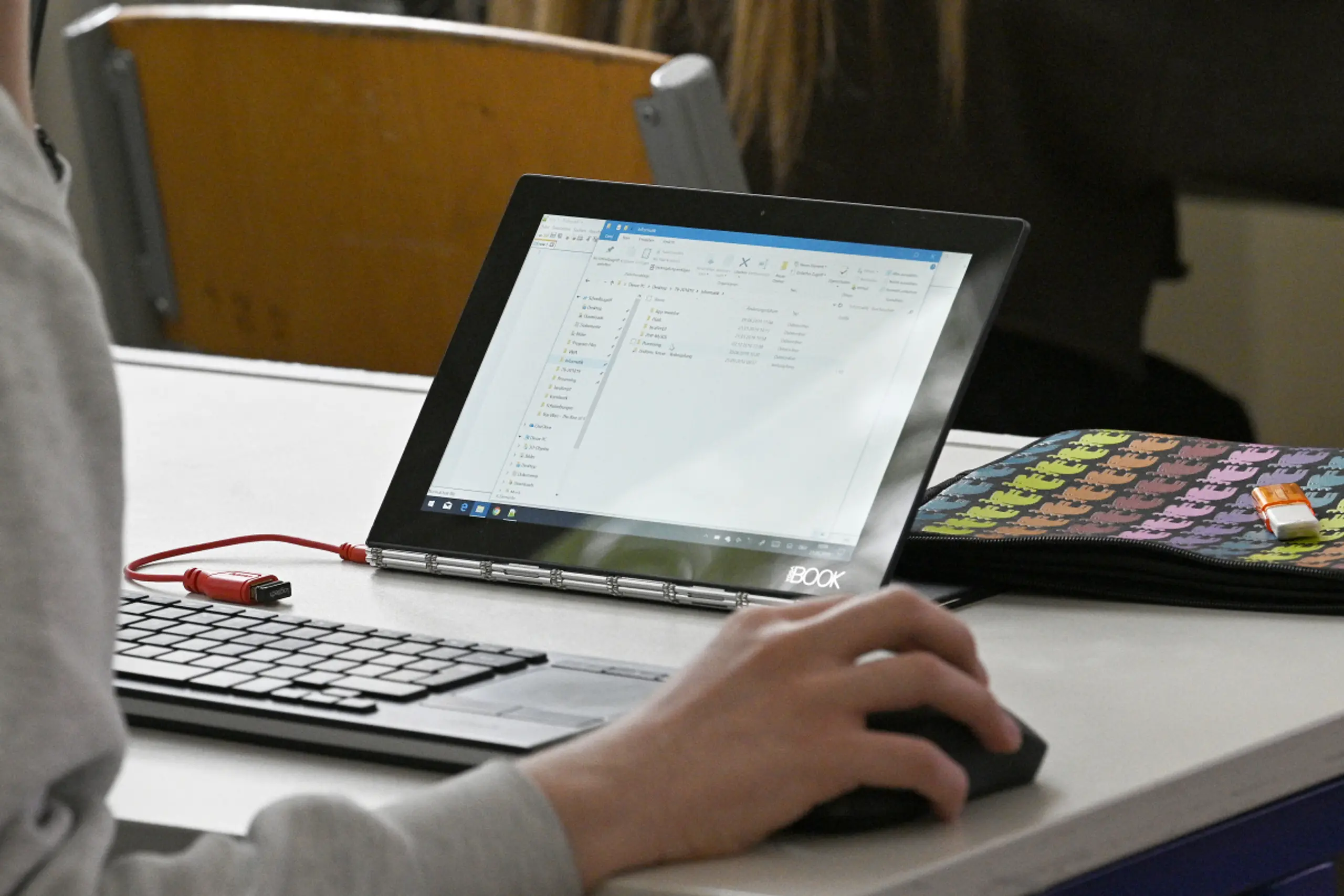 Jugendschutzeinstellungen greifen künftig auch außerhalb der Schule