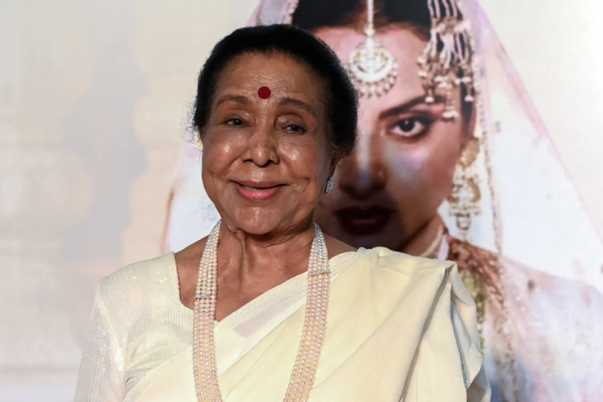 Die indische Sängerin Asha Bhosle starb mit 92 Jahren