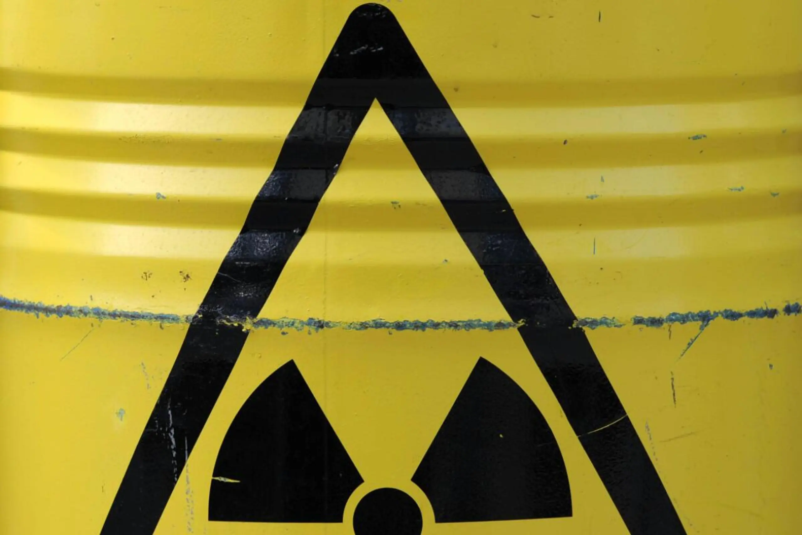 In Kernkraftwerken werden Atomkerne von radioaktivem Uran gespalten