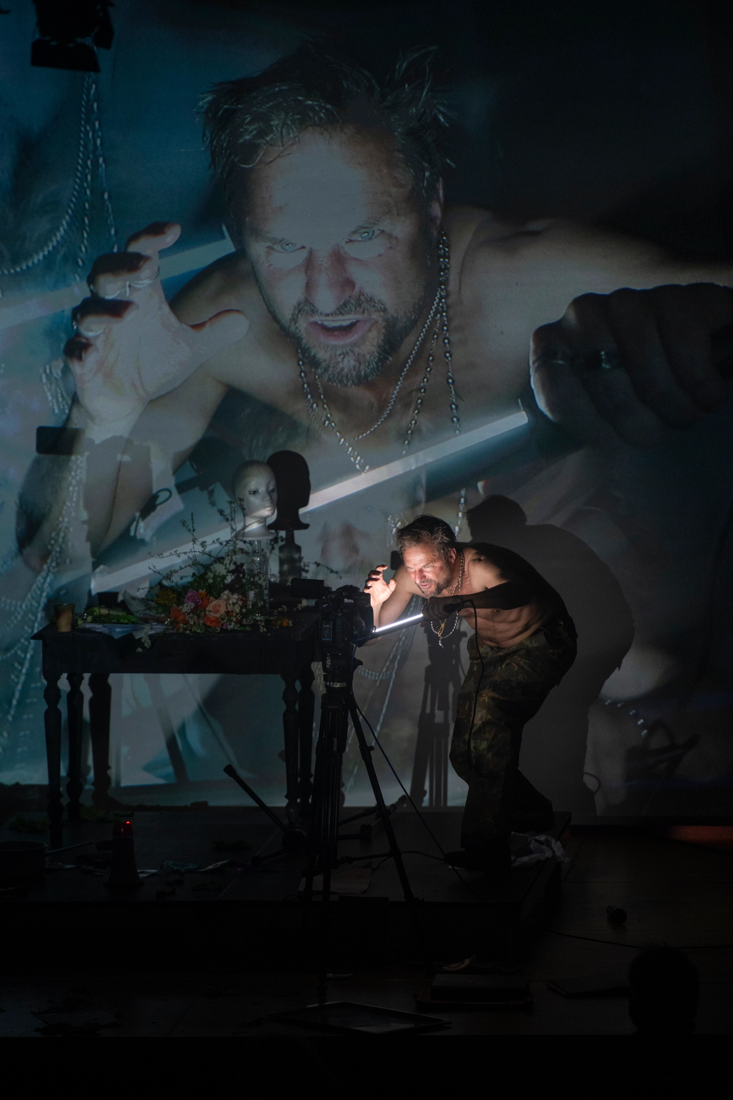 Kulturbrunch in Baden: Hochmair bringt „Werther“ auf die Bühne