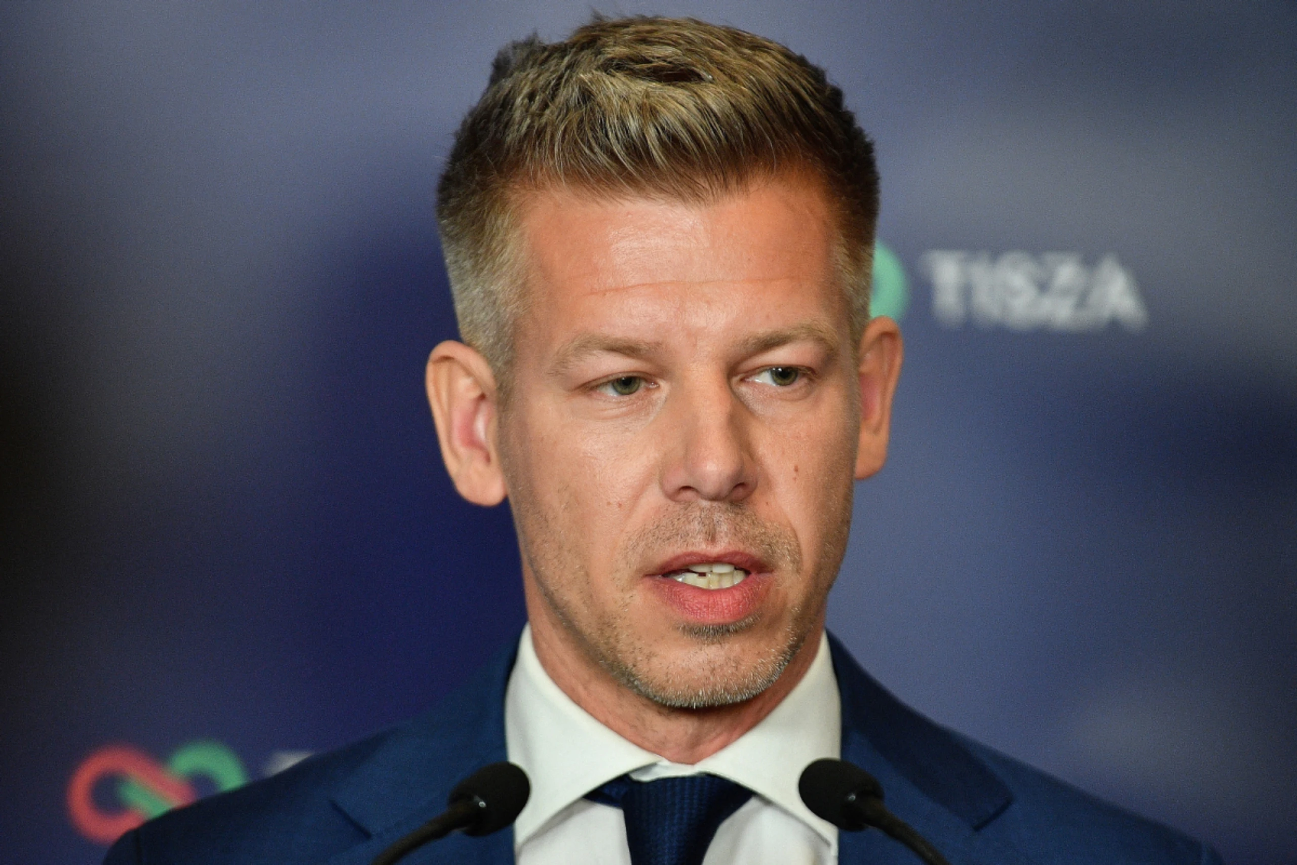 Orbán-Herausforderer Magyar schaffte Erdrutschsieg in Ungarn