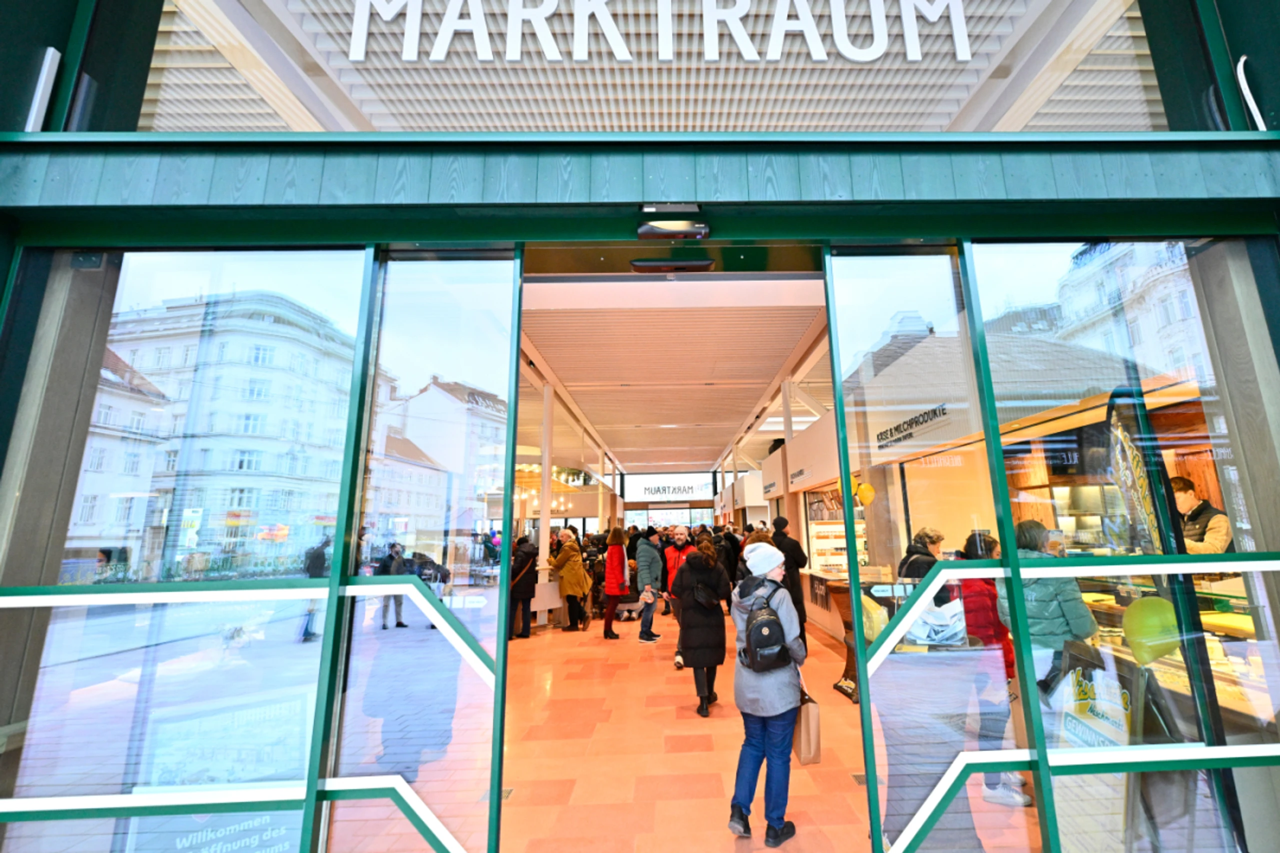Auch der "Marktraum" feiert den Song Contest