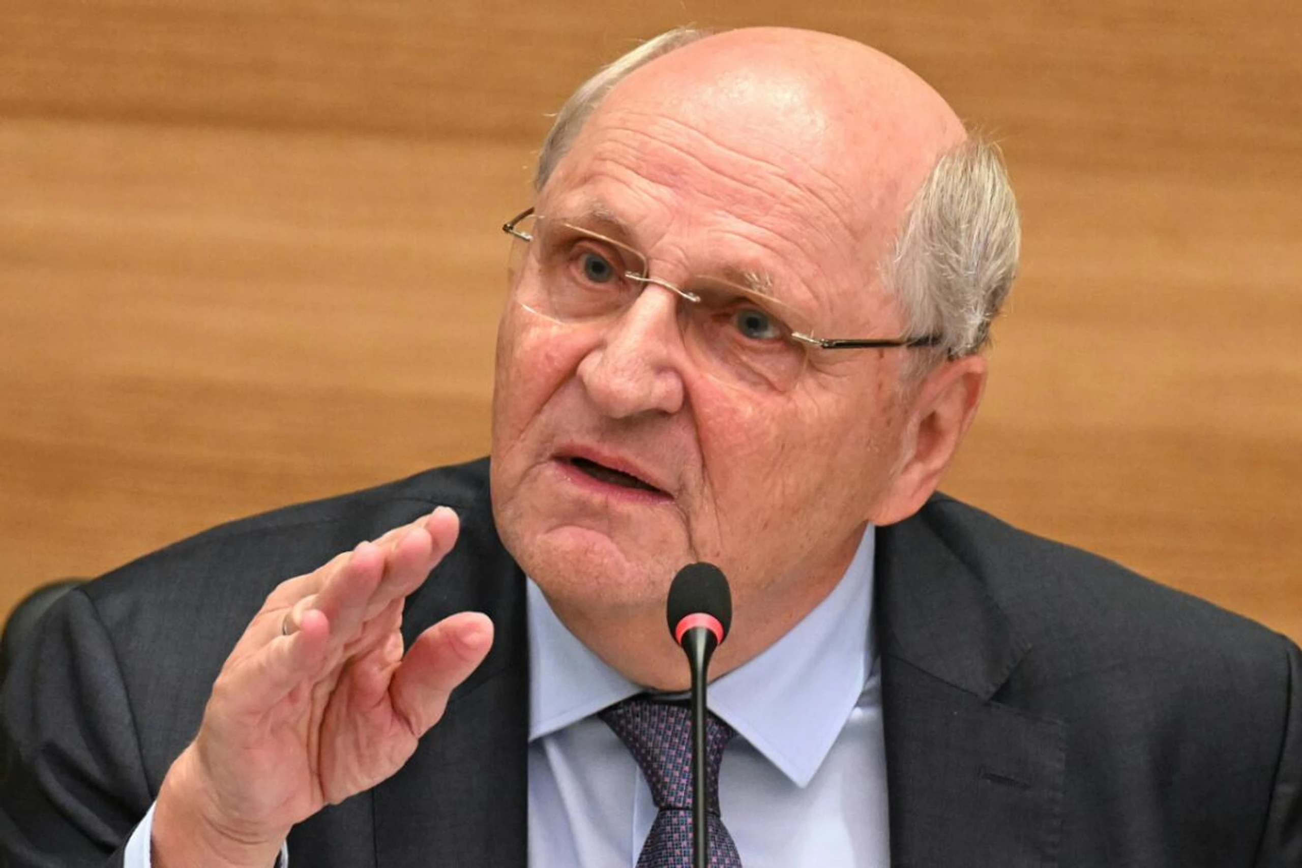 Der Fiskalratschef drängt auf weitere Sparmaßnahmen