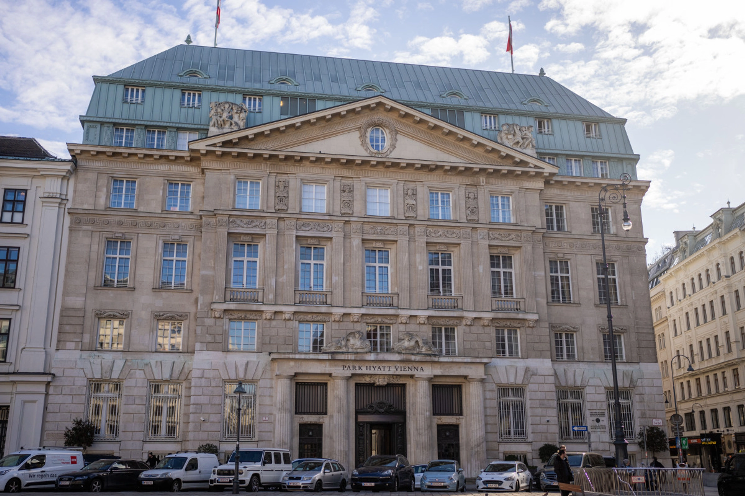 Im zweiten Anlauf soll das Luxushotel verkauft werden