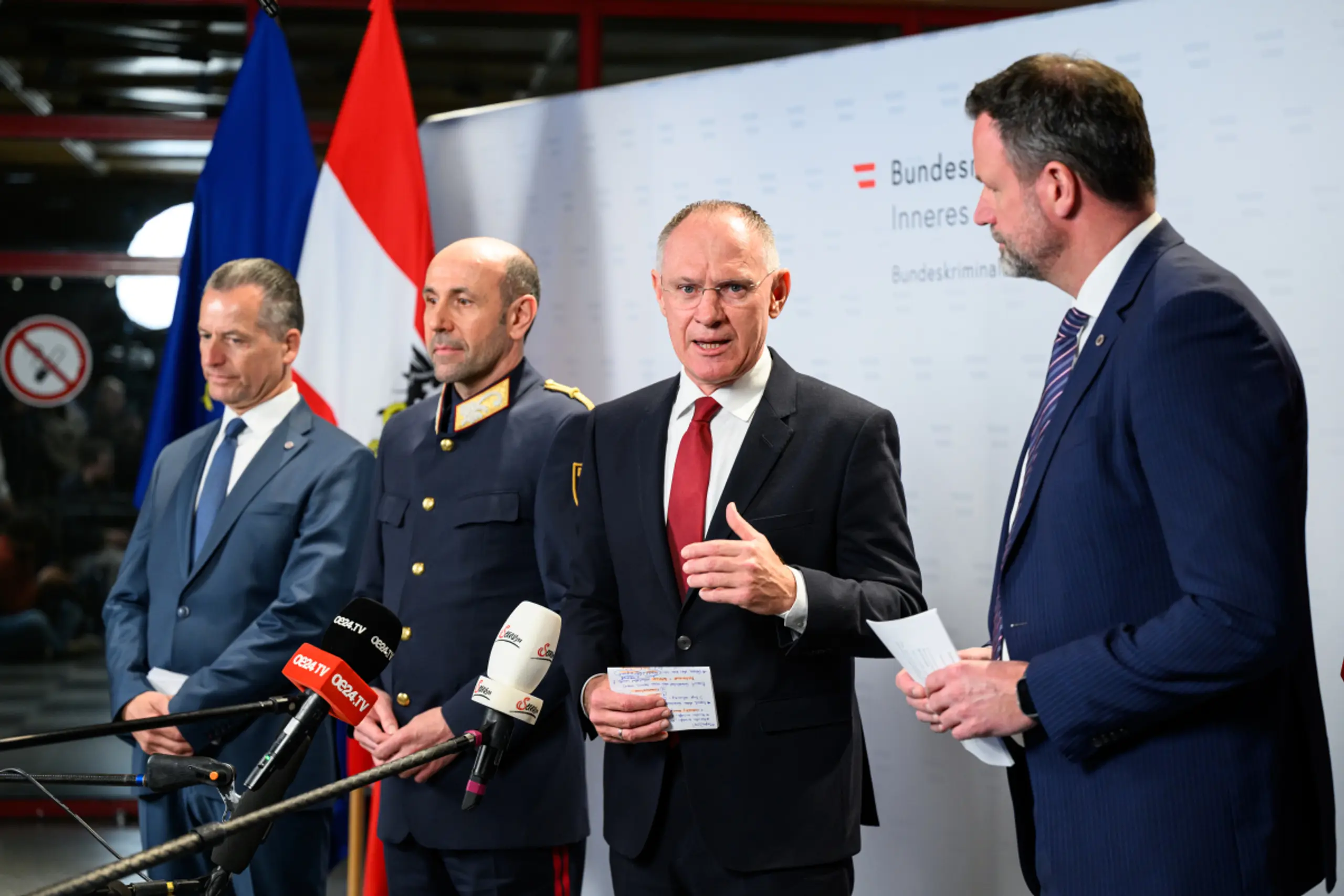 Gipfel mit Karner im Bundeskriminalamt