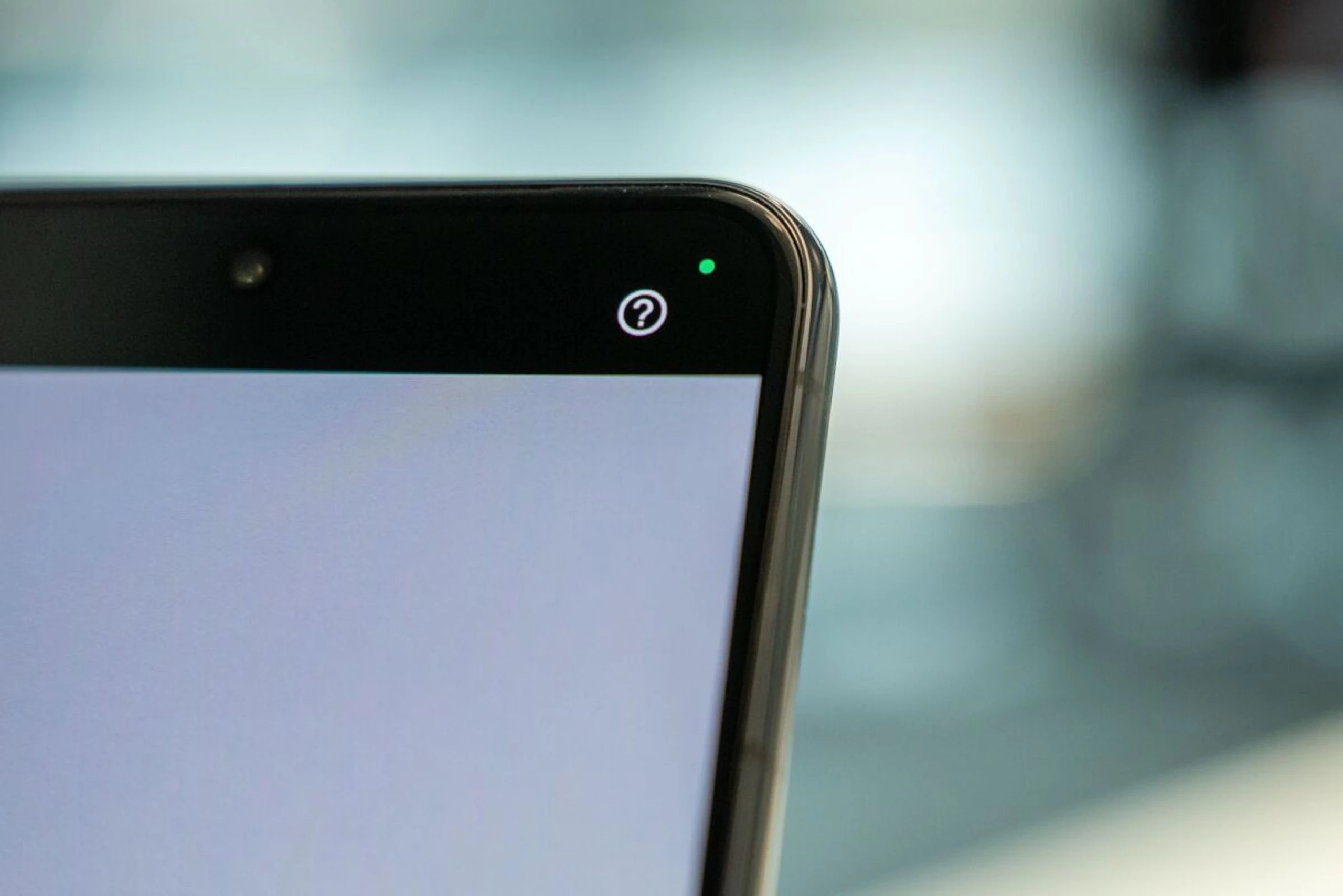 Der grüne Punkt bei Androids zeigt an, ob Kamera oder Mikrofon an sind