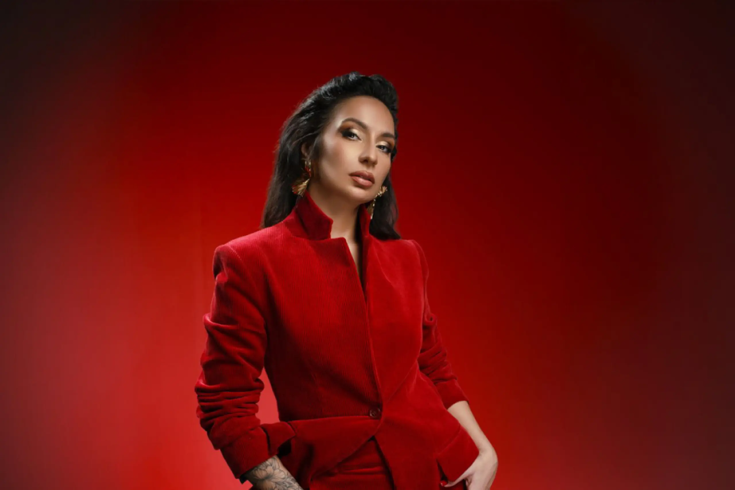 ++ HANDOUT ++ Jiva will mit einer Powerballade samt James-Bond-Touch überzeugen