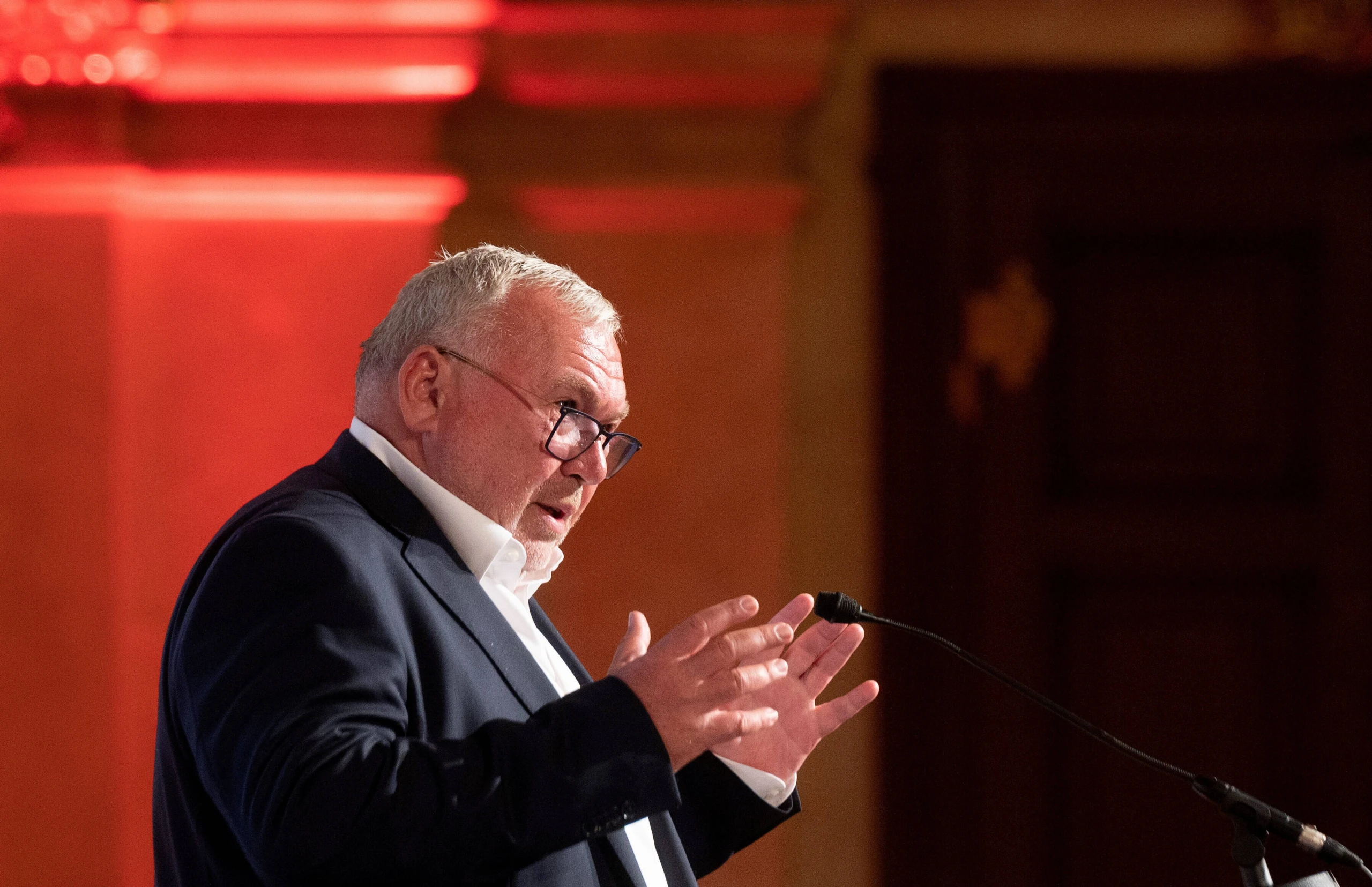 Gusenbauer: Neue Turbulenzen um Benkos Millionenmann