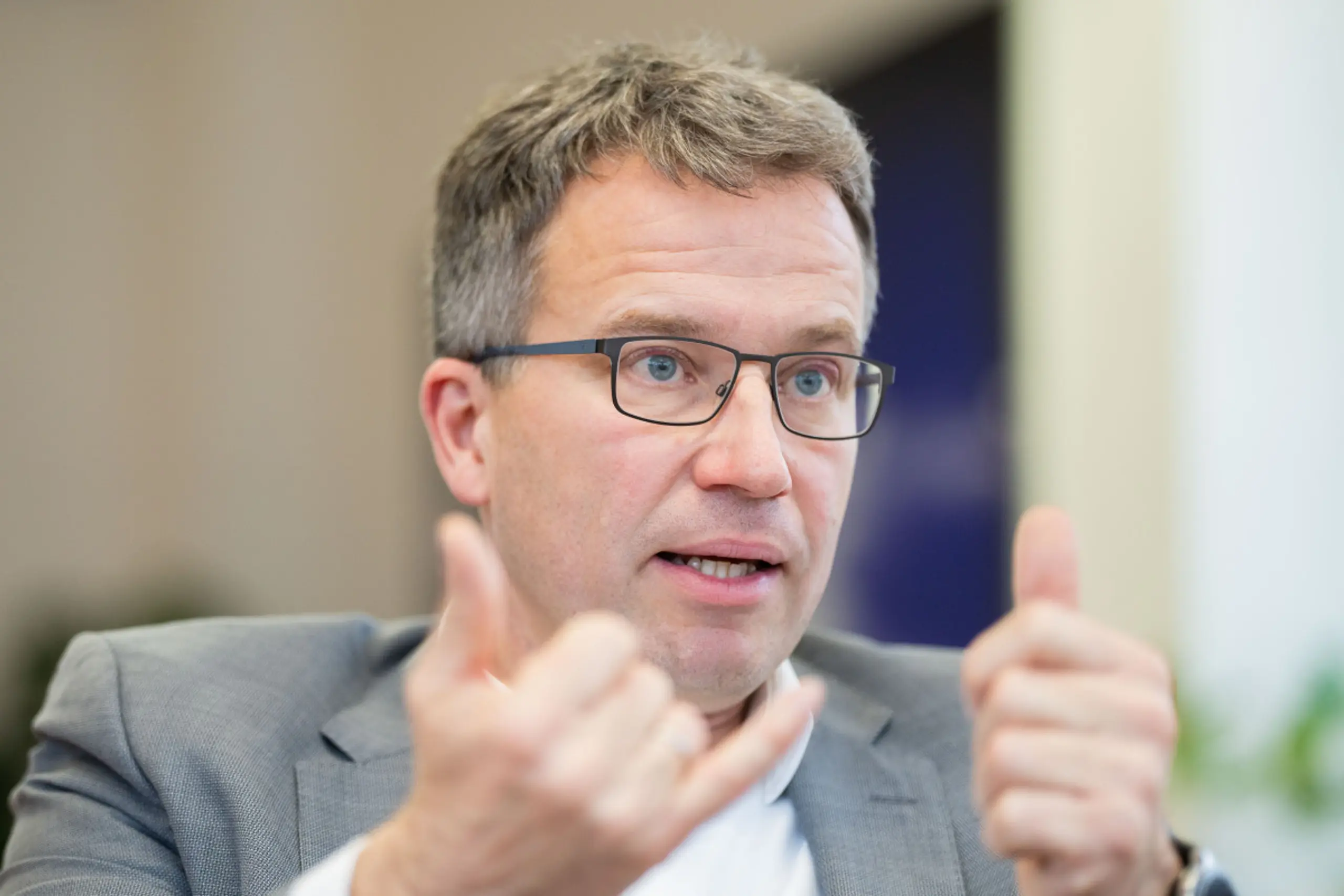 Kopf sieht Arbeitsmarktpolitik bei längerem Iran-Krieg gefordert