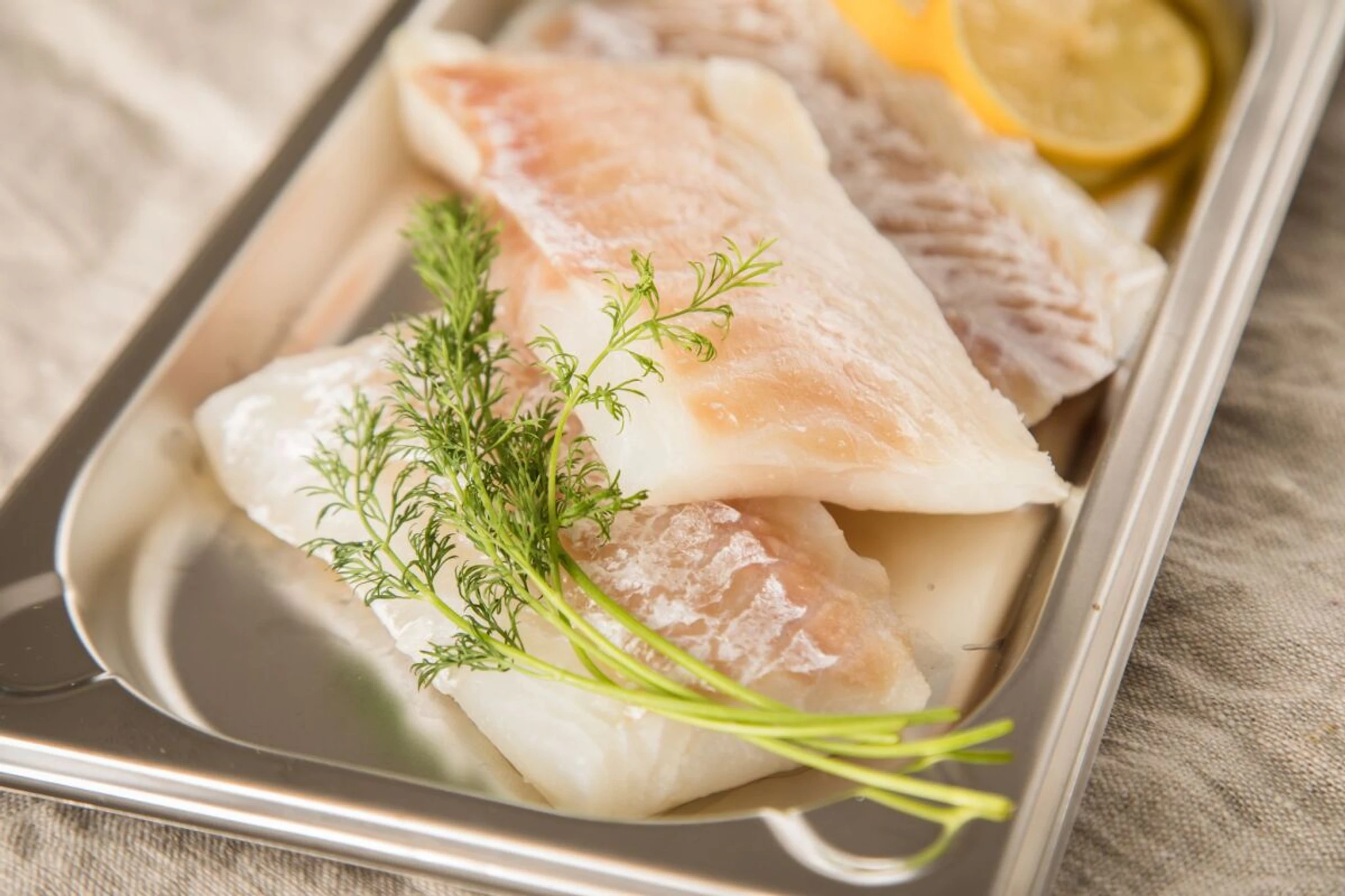 Sicherere Wahl für Schwangere sind Fischarten wie Kabeljau