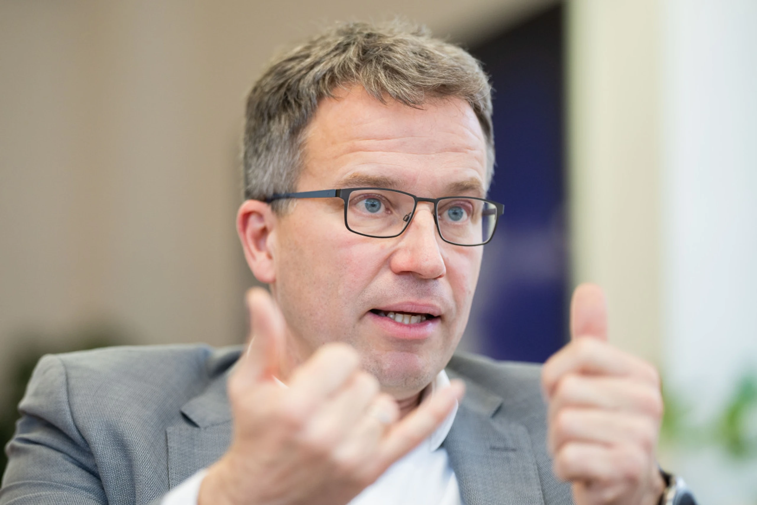 AMS-Chef: Kein Jobverlust-Weltuntergang durch Künstliche Intelligenz