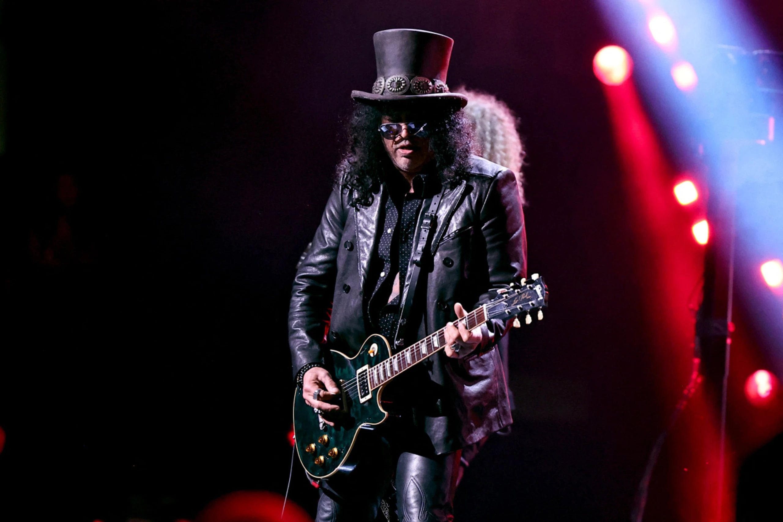 Slash auf der Bühne - hier mit einer anderen Gibson Les Paul