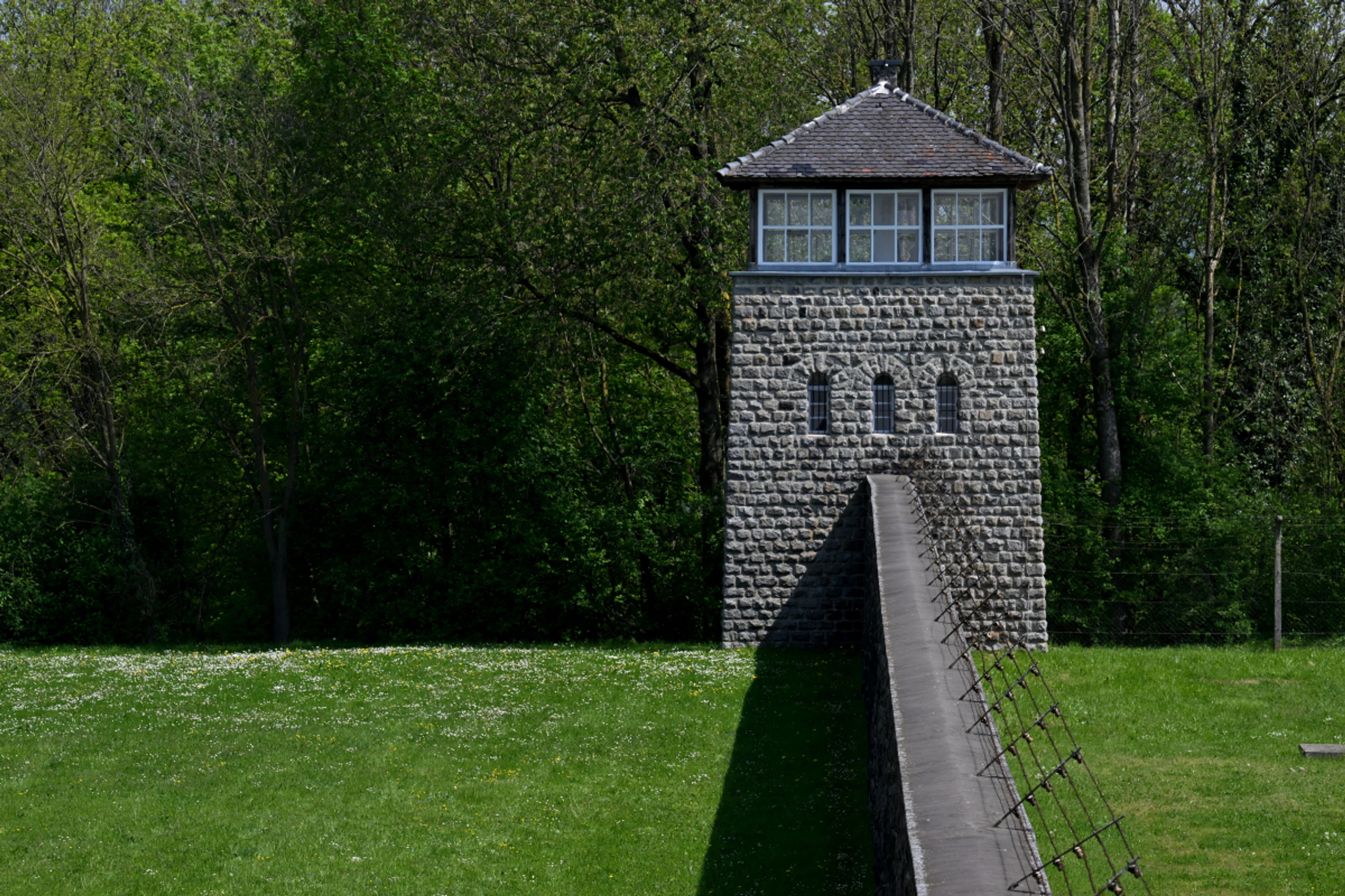 Ein Wachturm des KZ Mauthausen (Archivbild)