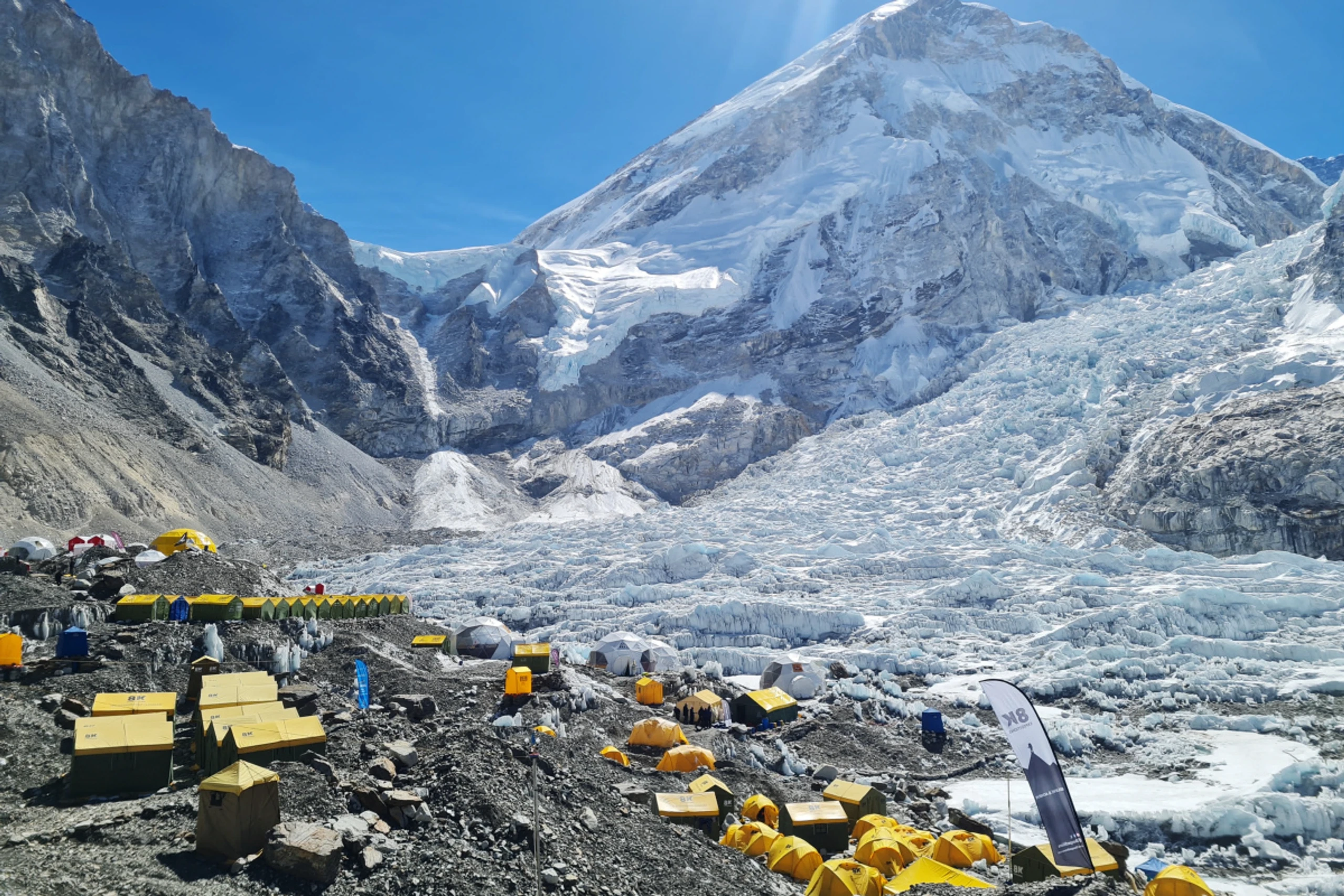 410 Bergsteiger haben bisher Genehmigung für den Gipfel erhalten