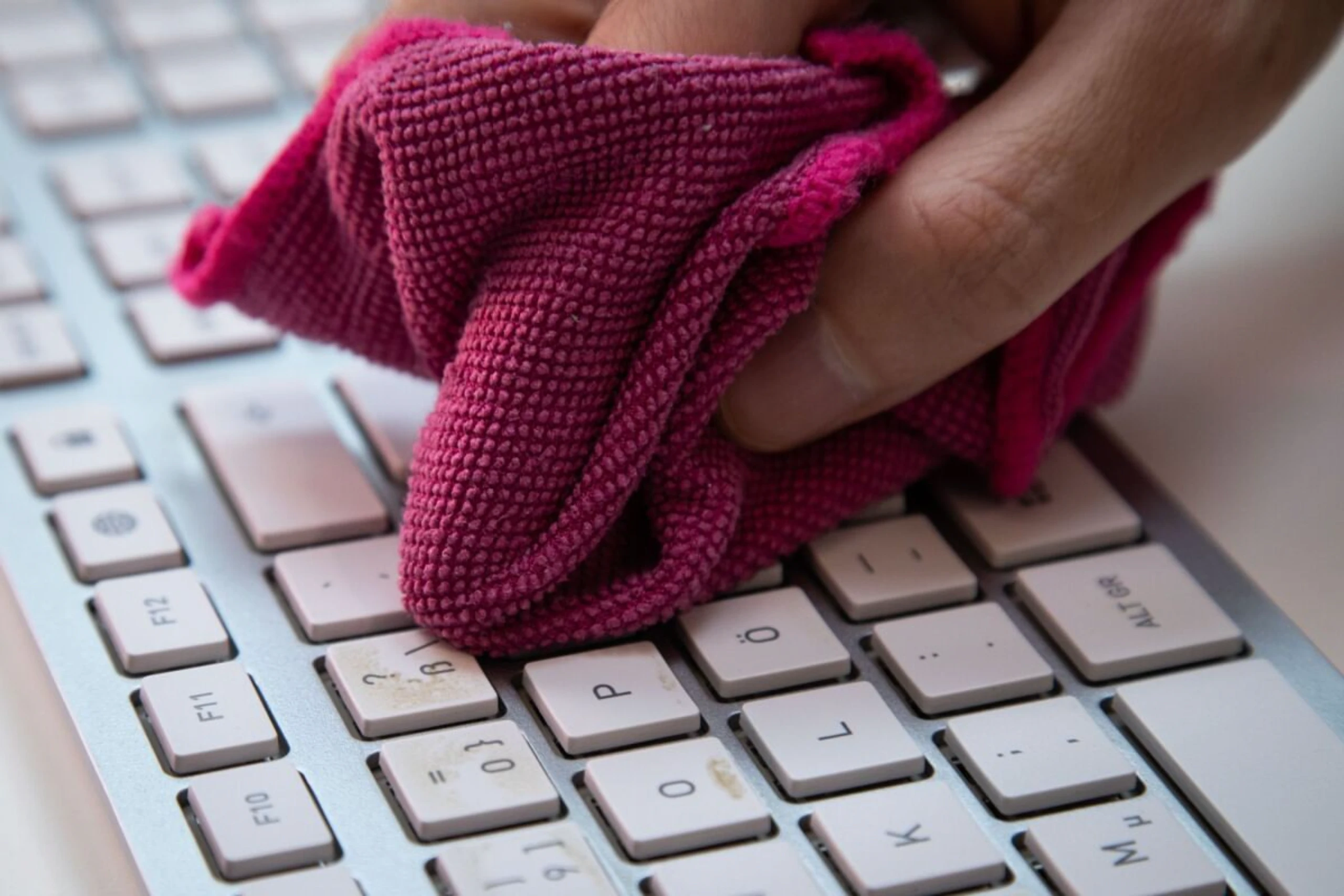 Aus hygienischen Gründen lohnt sich regelmäßige Tastatur-Reinigung