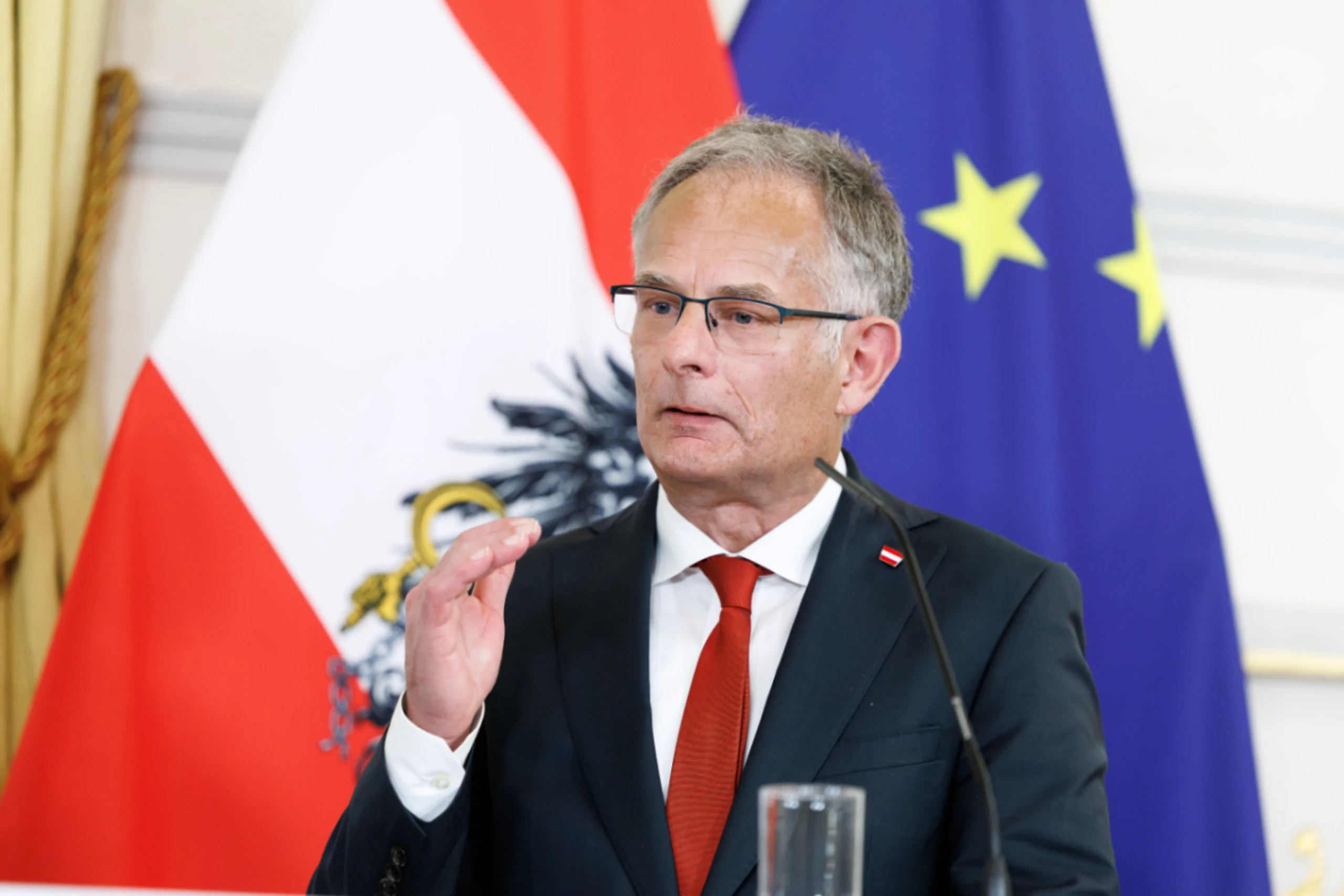 Finanzminister Marterbauer verhandelt mit den Ministerien