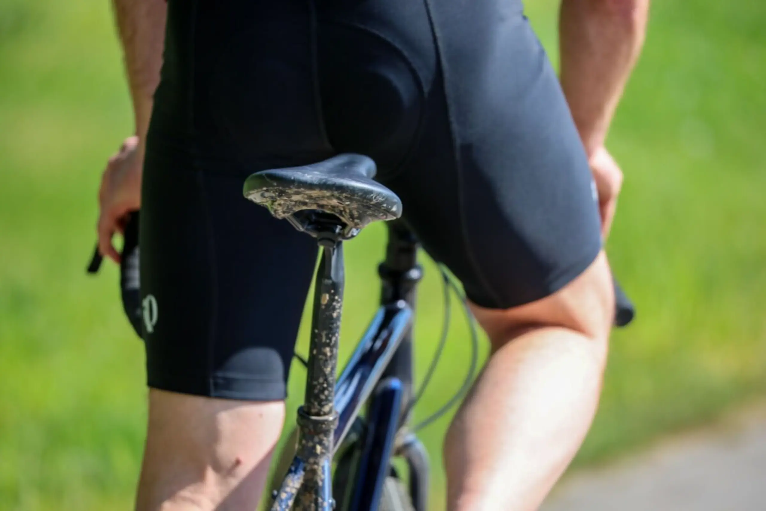 Radsporthosen mit Polsterung verringern die Reibung