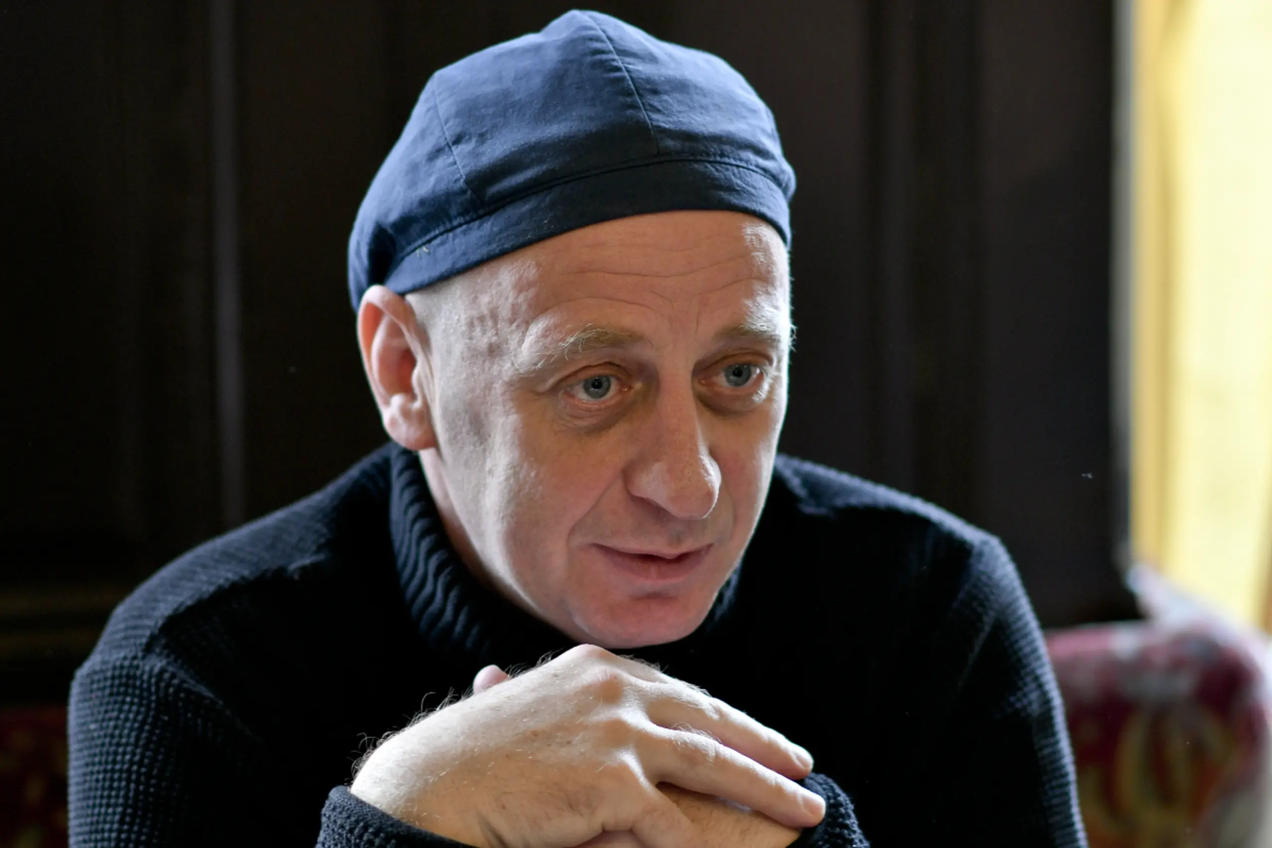 Alf Poier begleitet den ESC mit seinen Bildern