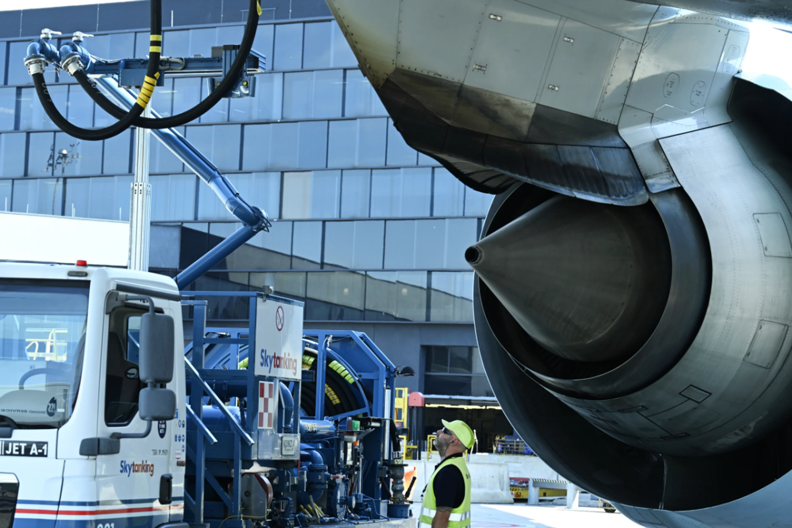 Europas Luftfahrt bereitet sich auf Kerosin-Engpässe vor