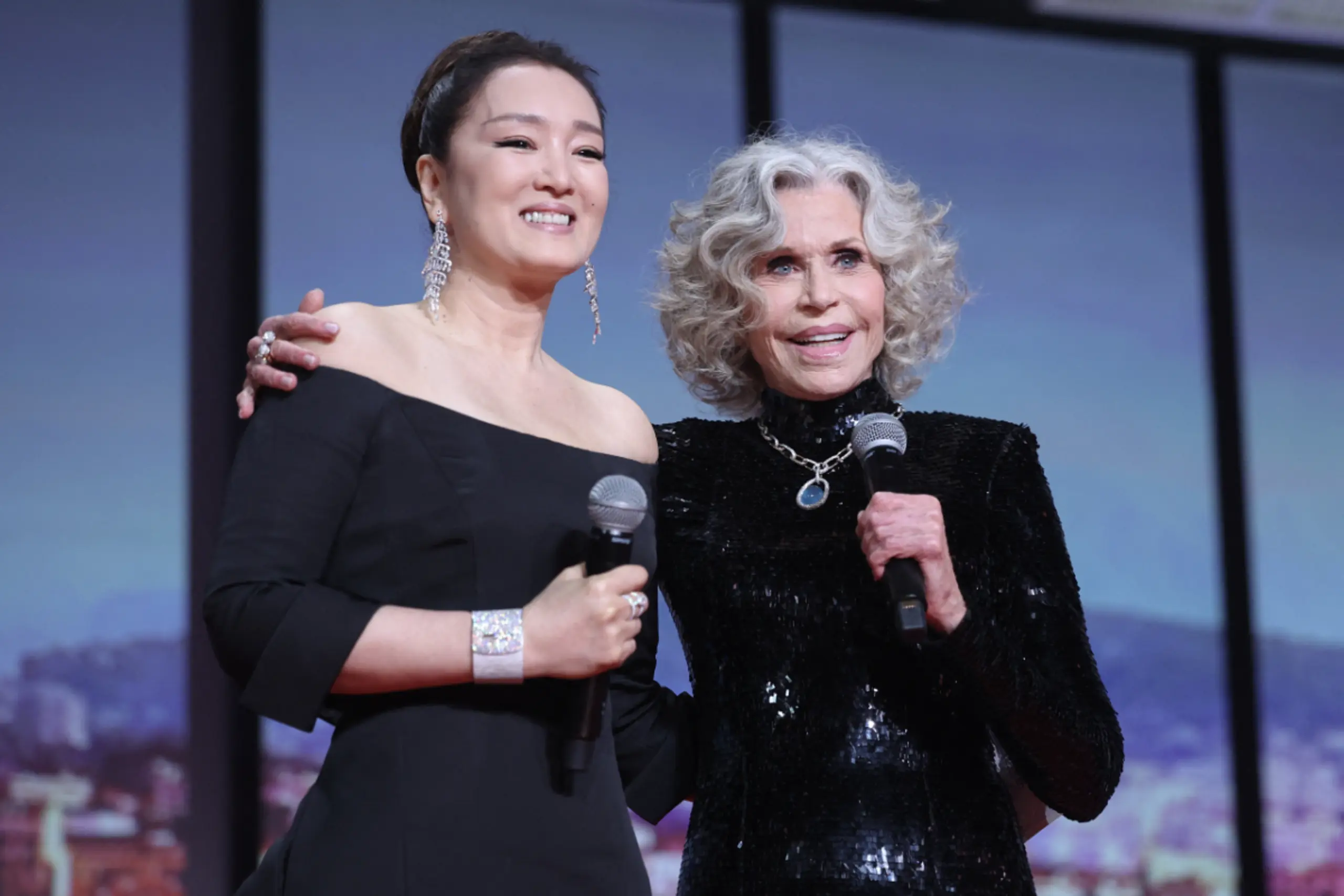 Gong Li und Jane Fonda erklärten das elftägige Festival für eröffnet