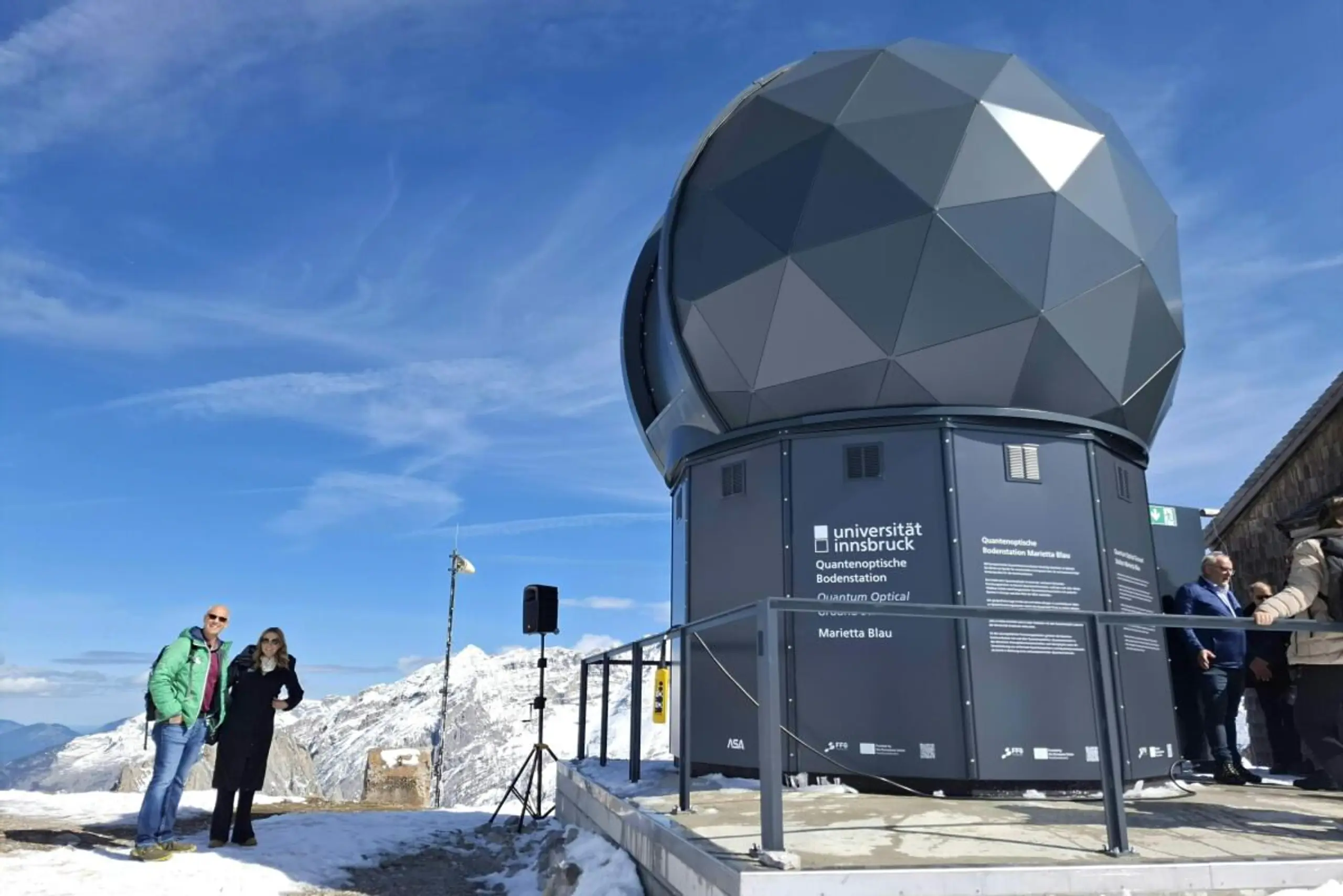 Die quantenoptische Bodenstation "Marietta Blau" wurde eröffnet