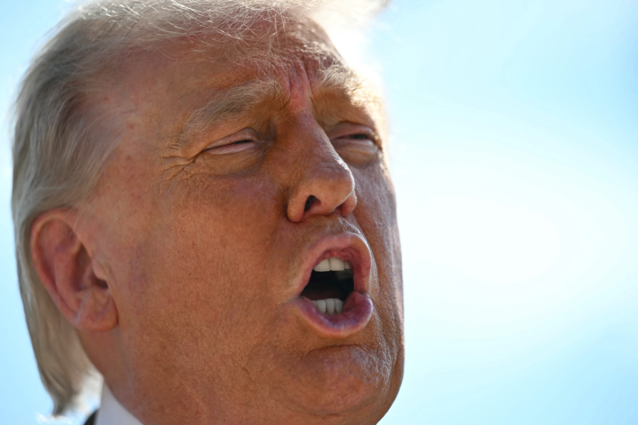 Trump: "Teheran bettelt um Deal"