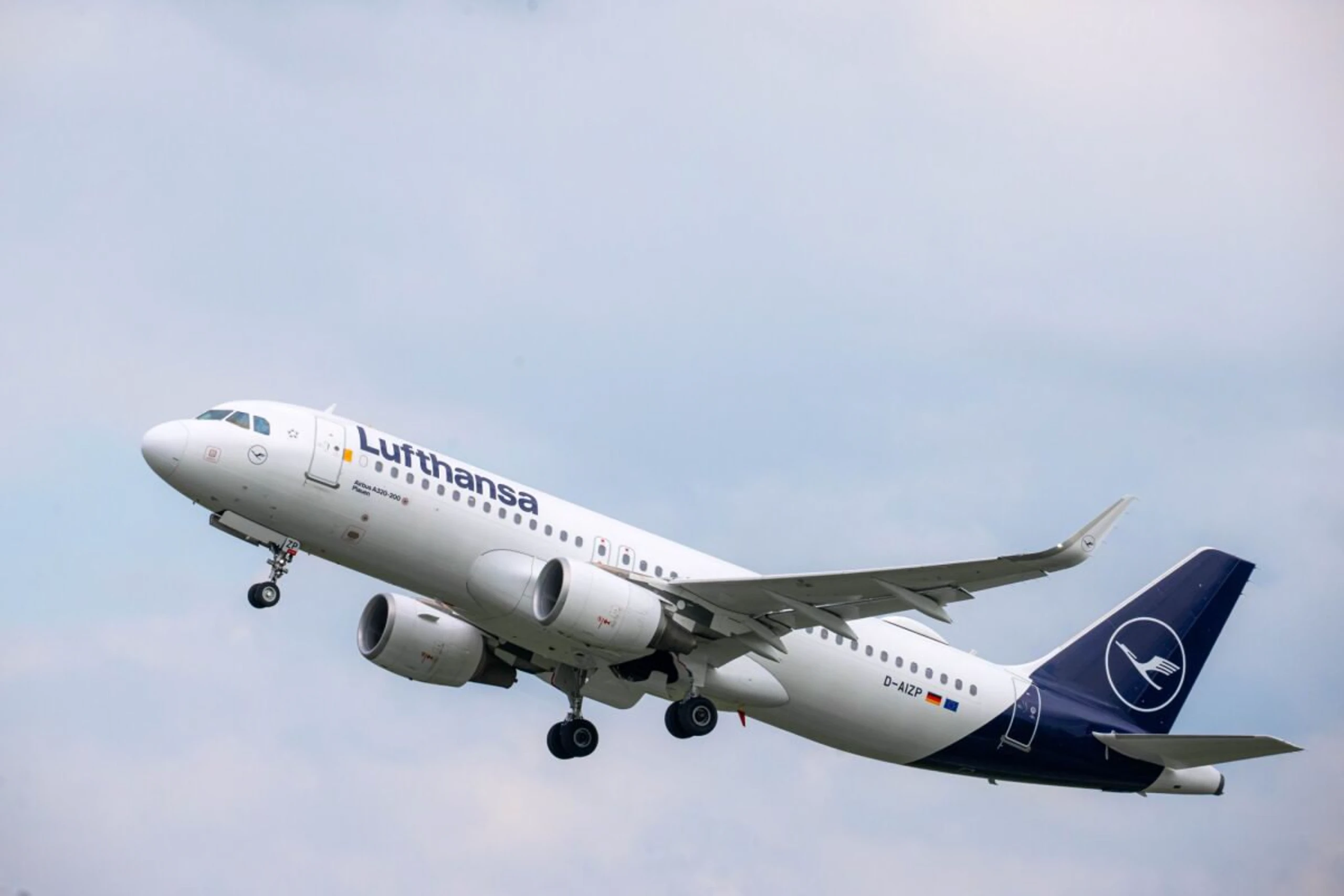 Lufthansa-Konzern sieht keinen Kerosinmangel im Sommer