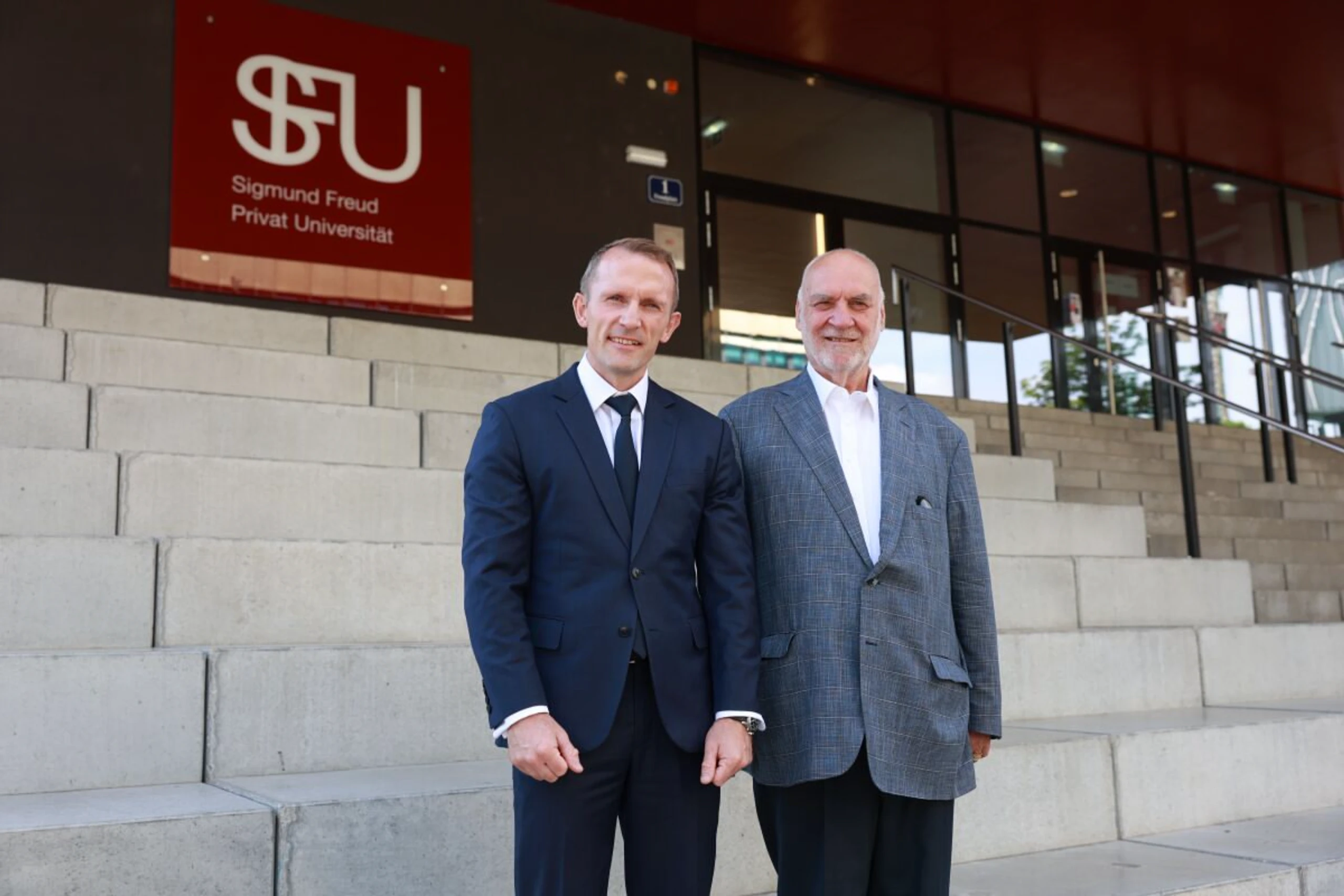 SFU: Kevin Lynch (Skilled Education) und Gründungsrektor Univ.-Prof. Dr. Alfred Pritz