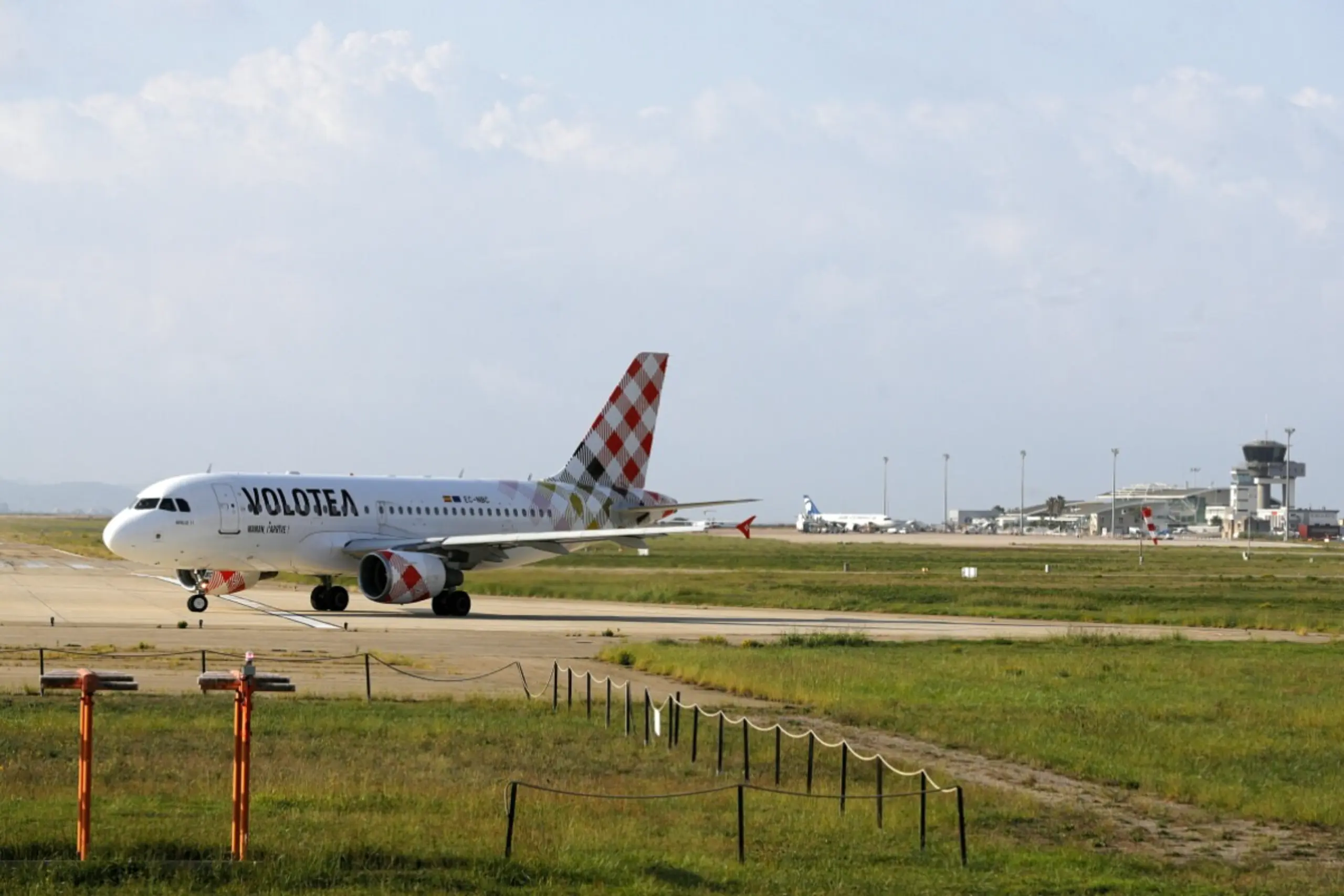 Volotea soll nachträglich Preisaufschläge verrechnet haben
