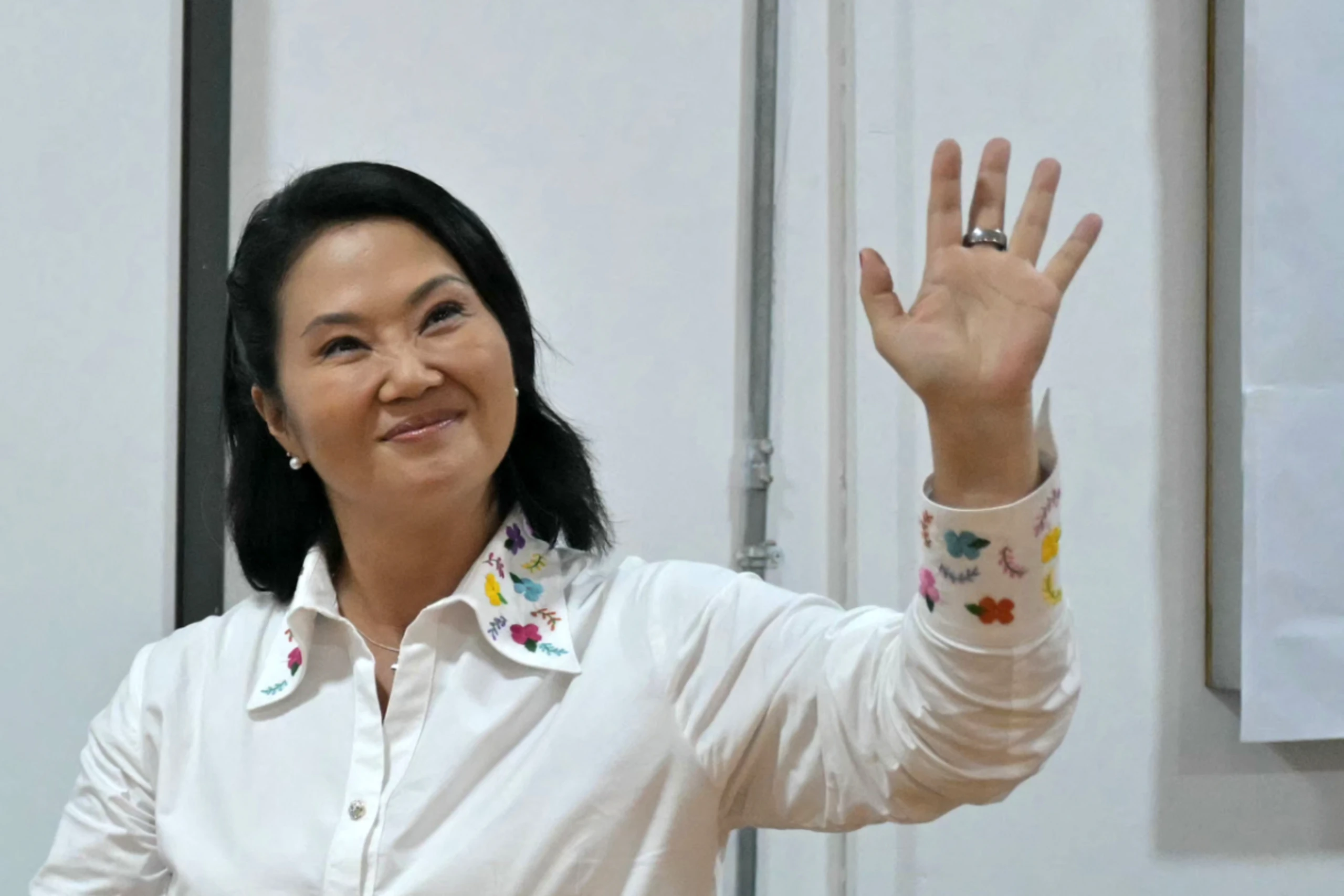Keiko Fujimori liegt knapp voran