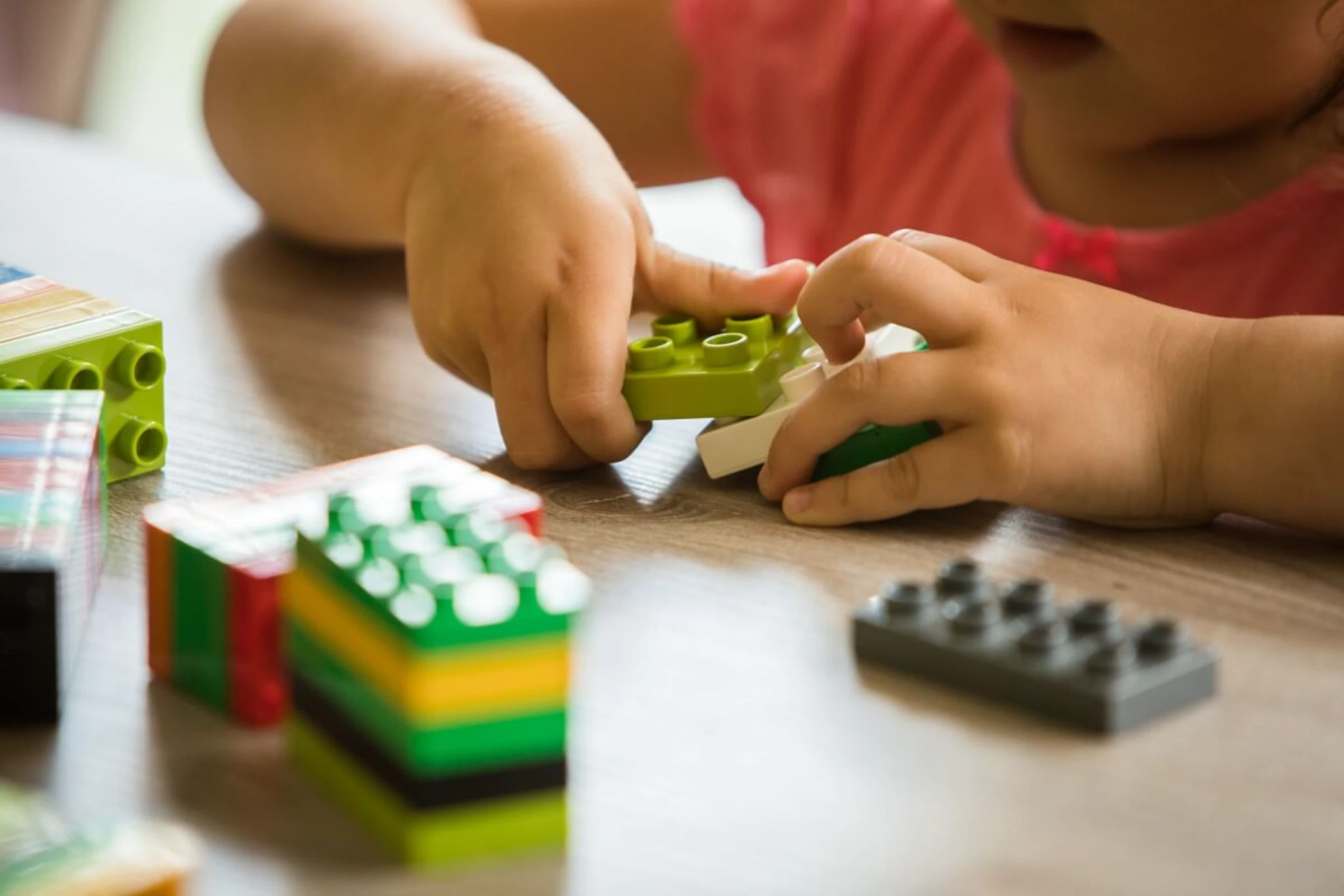 Man sollte mit dem Kind klare Absprachen zu Spielzeiten treffen