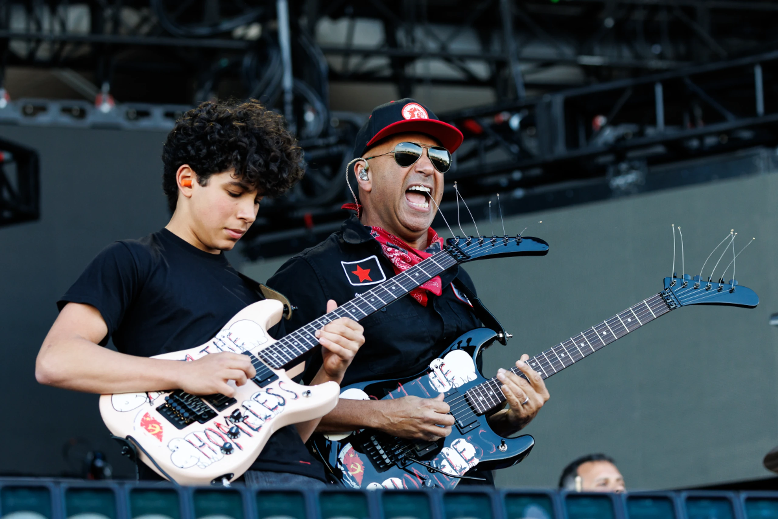 Tom Morello und Sohn Roman rockten mächtig