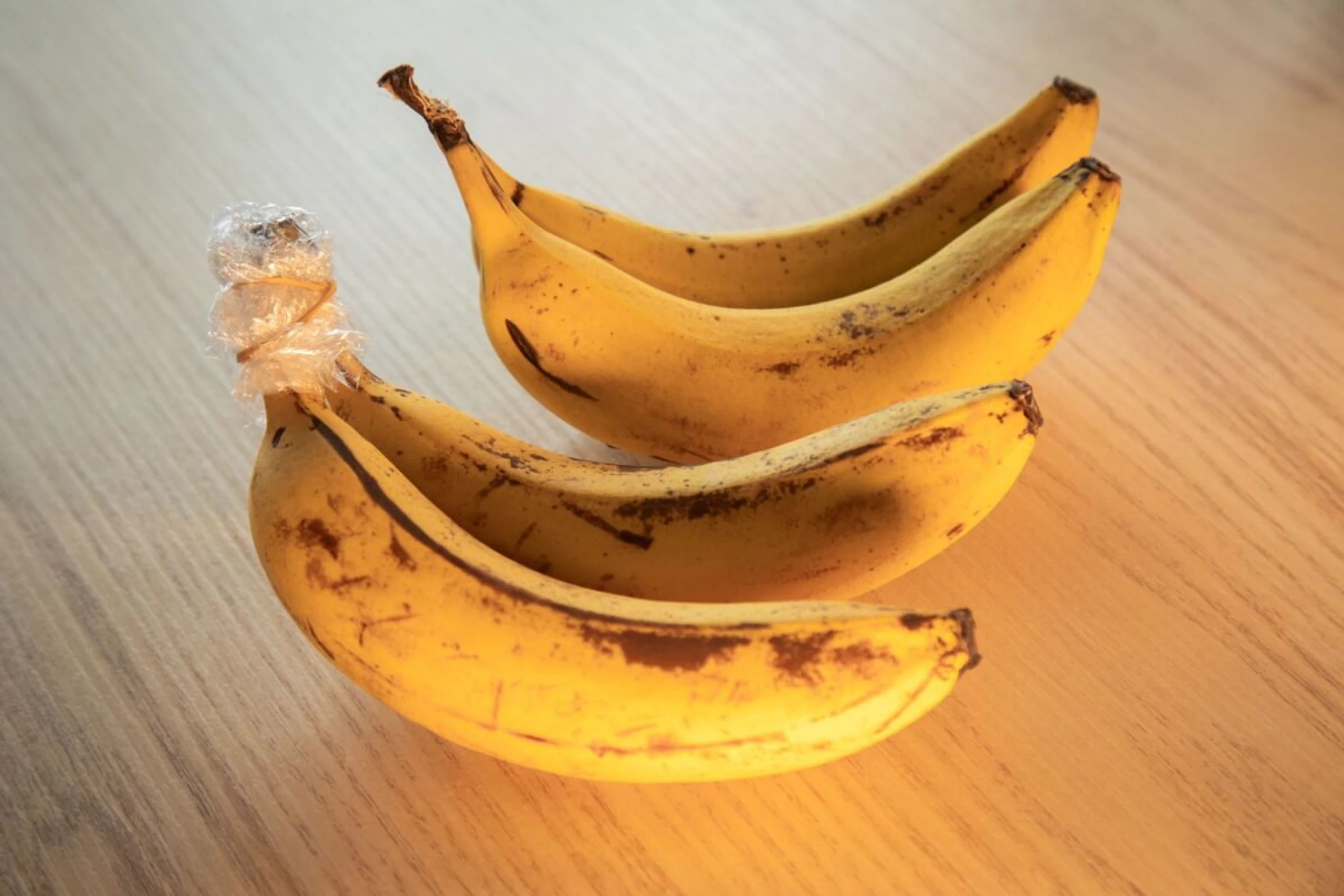 Fazit: Die Bananen mit Frischhaltefolie reifen sogar etwas schneller