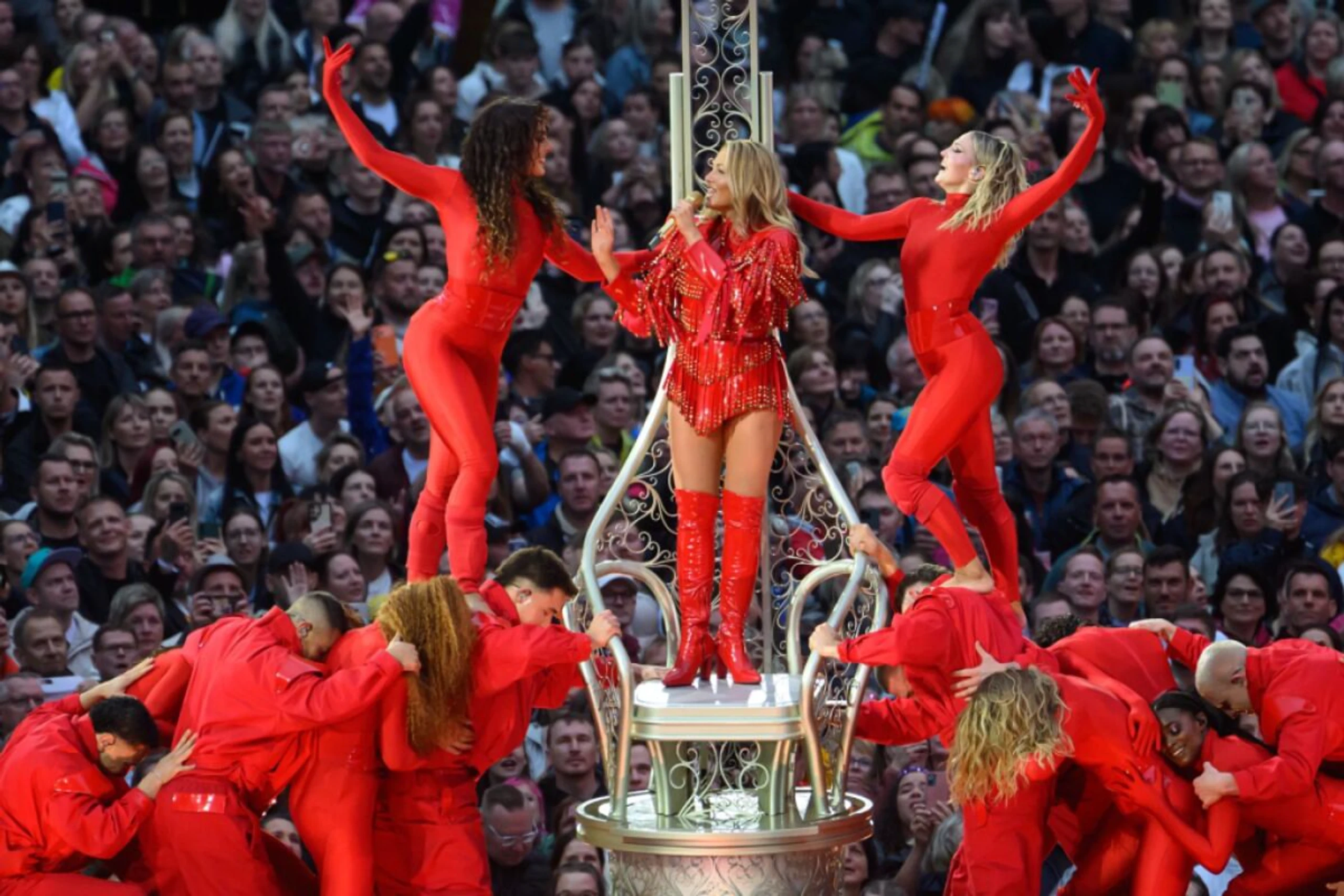 Helene Fischer beim Auftakt ihrer "360 Grad Stadion Tour"
