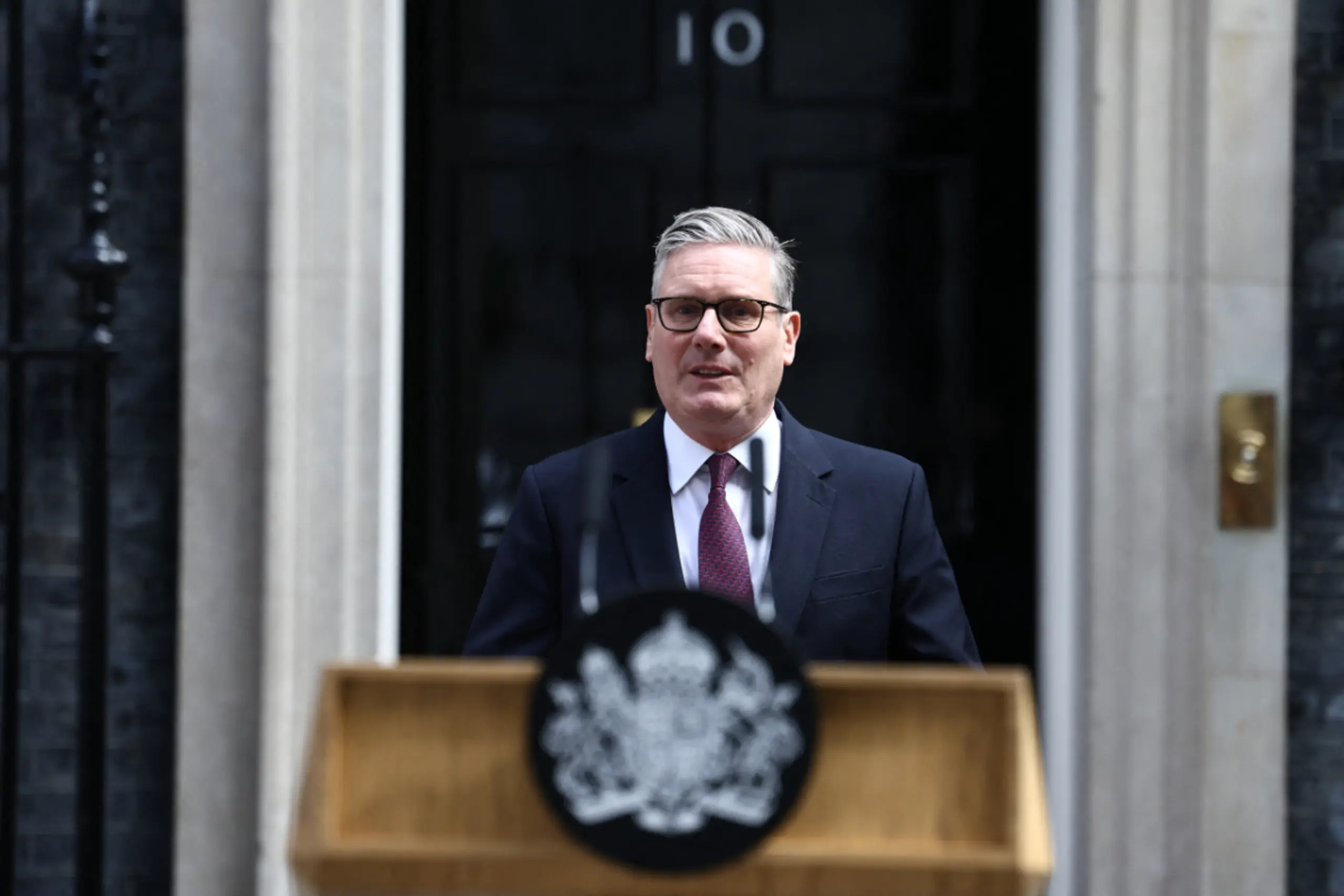 Starmer vor der Downing Street 10