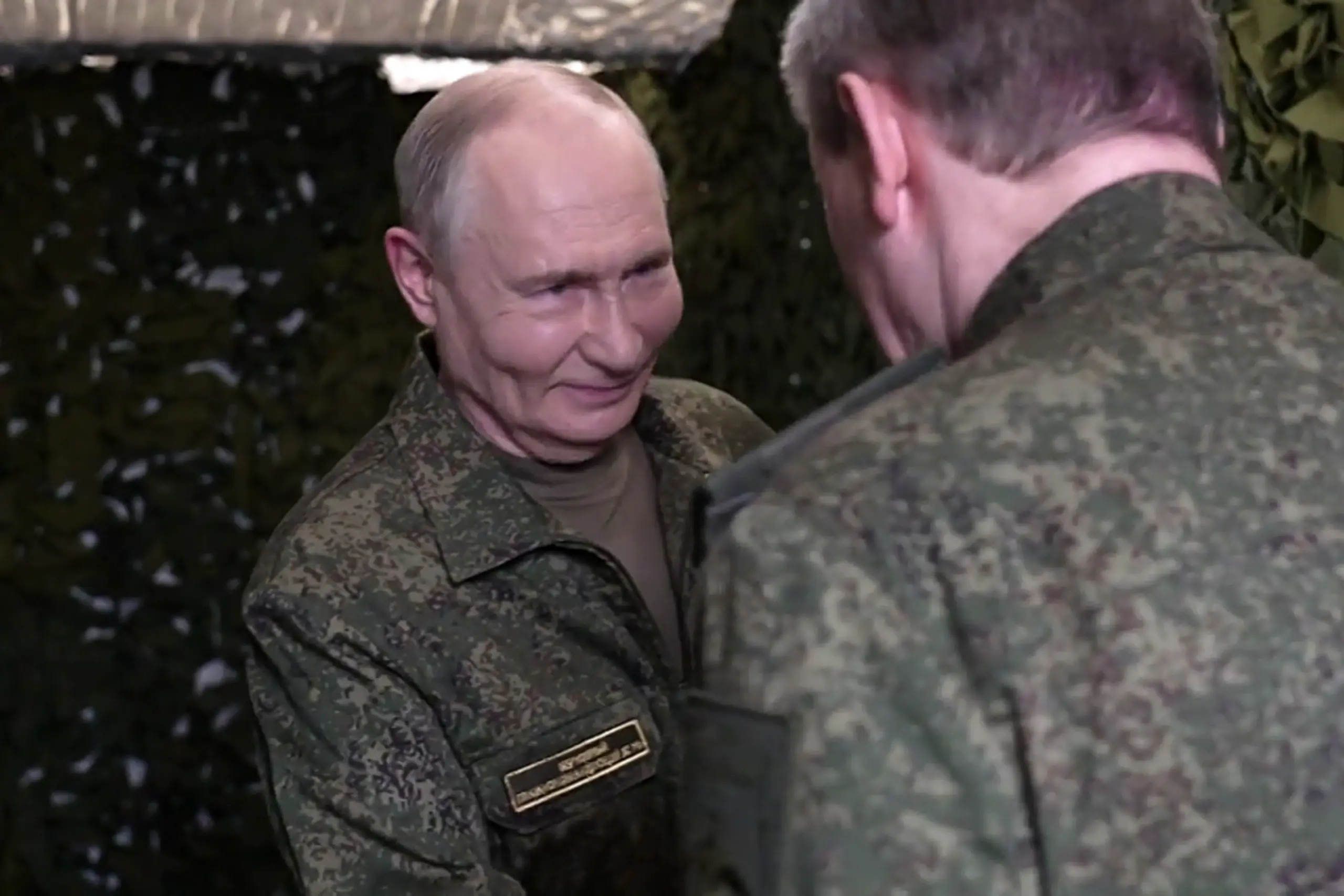 Putin lässt sich an der Fronbt blicken