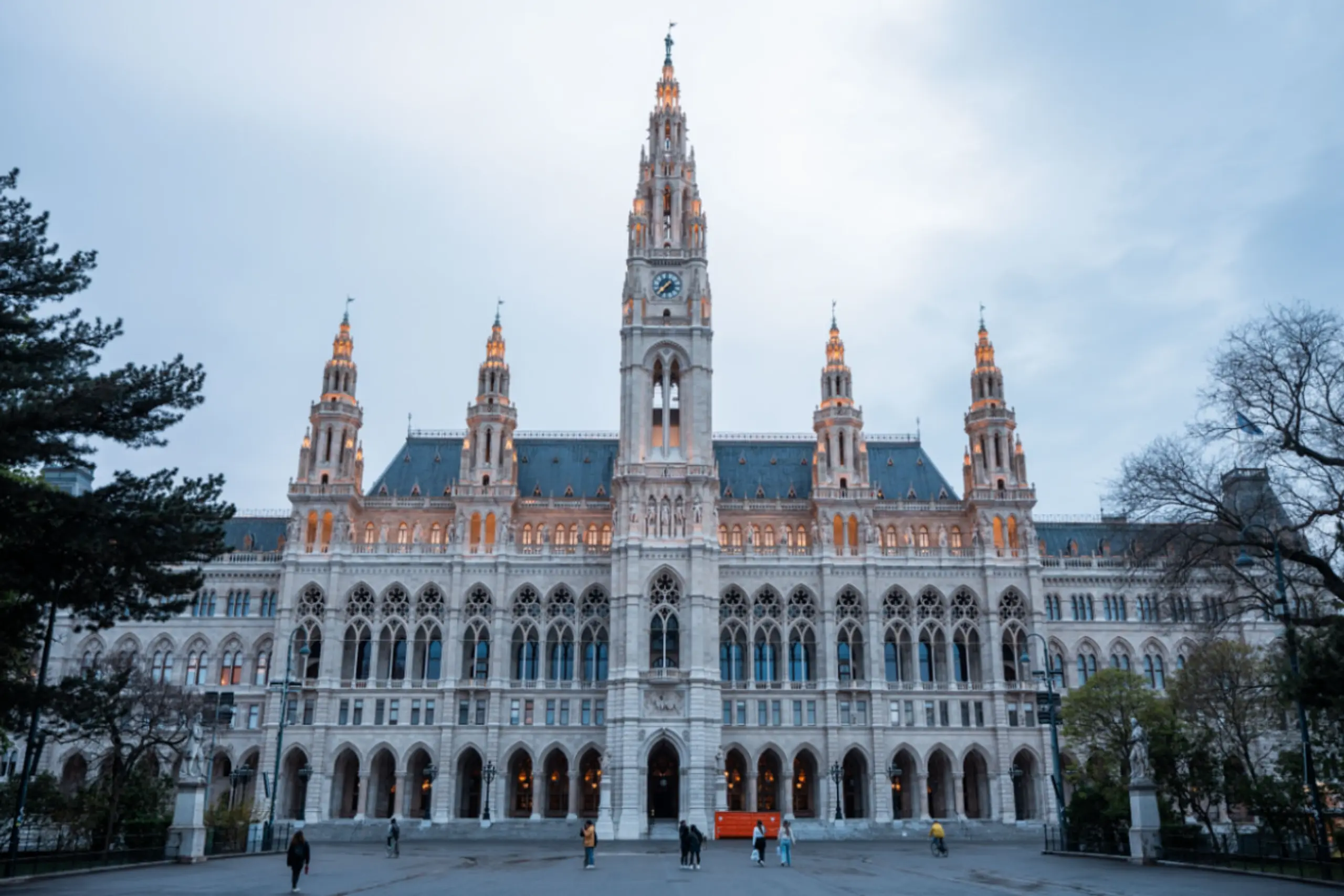 Im Rathaus wurde die Maßnahme mit Budetknappheit begründet