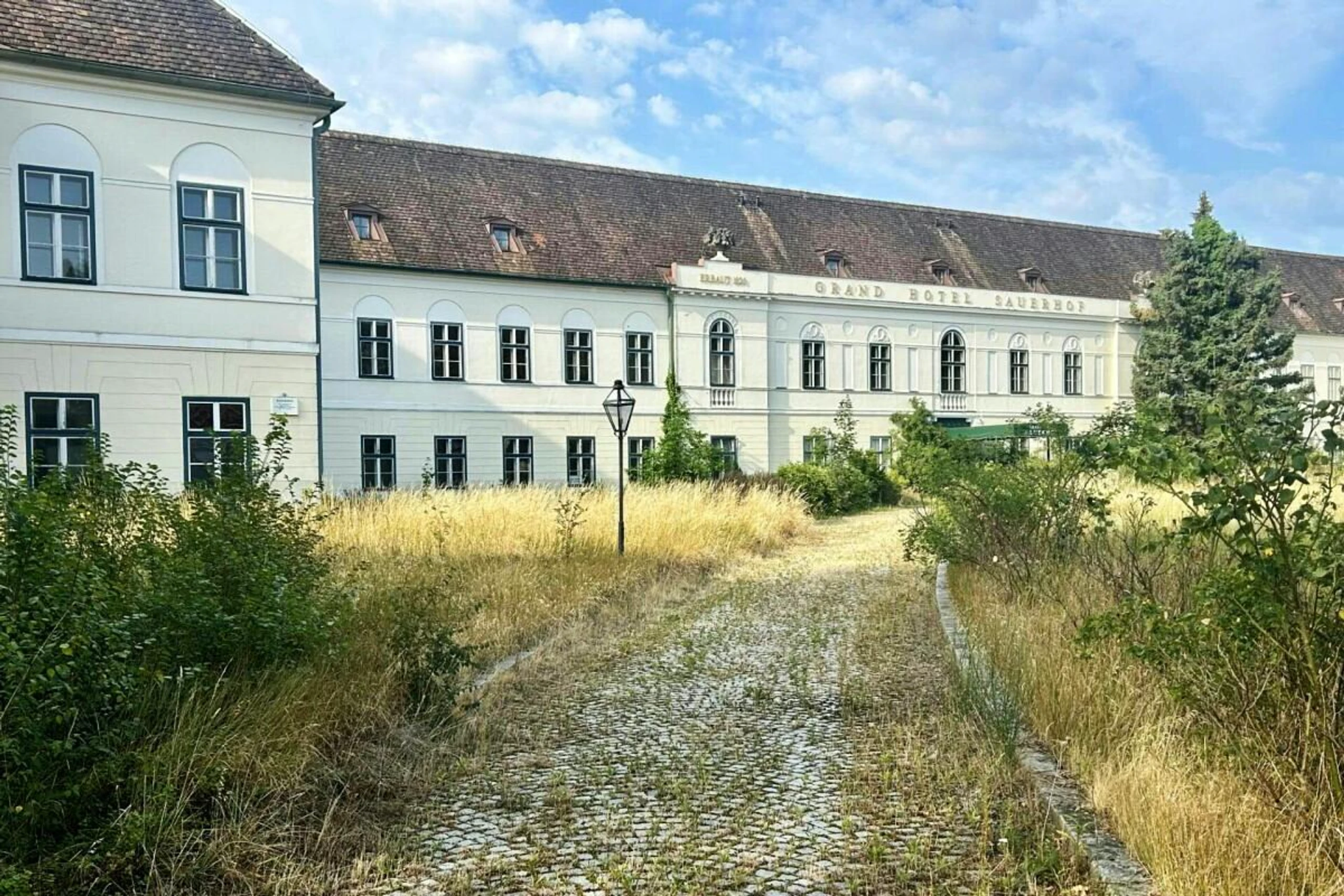 40 Mio. Euro Investitionsvolumen, Angebote von namhaften Betreibern