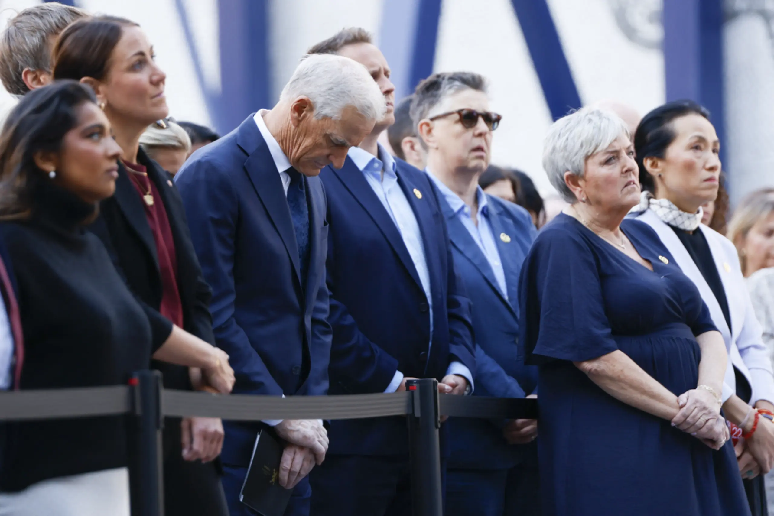 Unter den Trauernden befindet sich auch der norwegische Premier