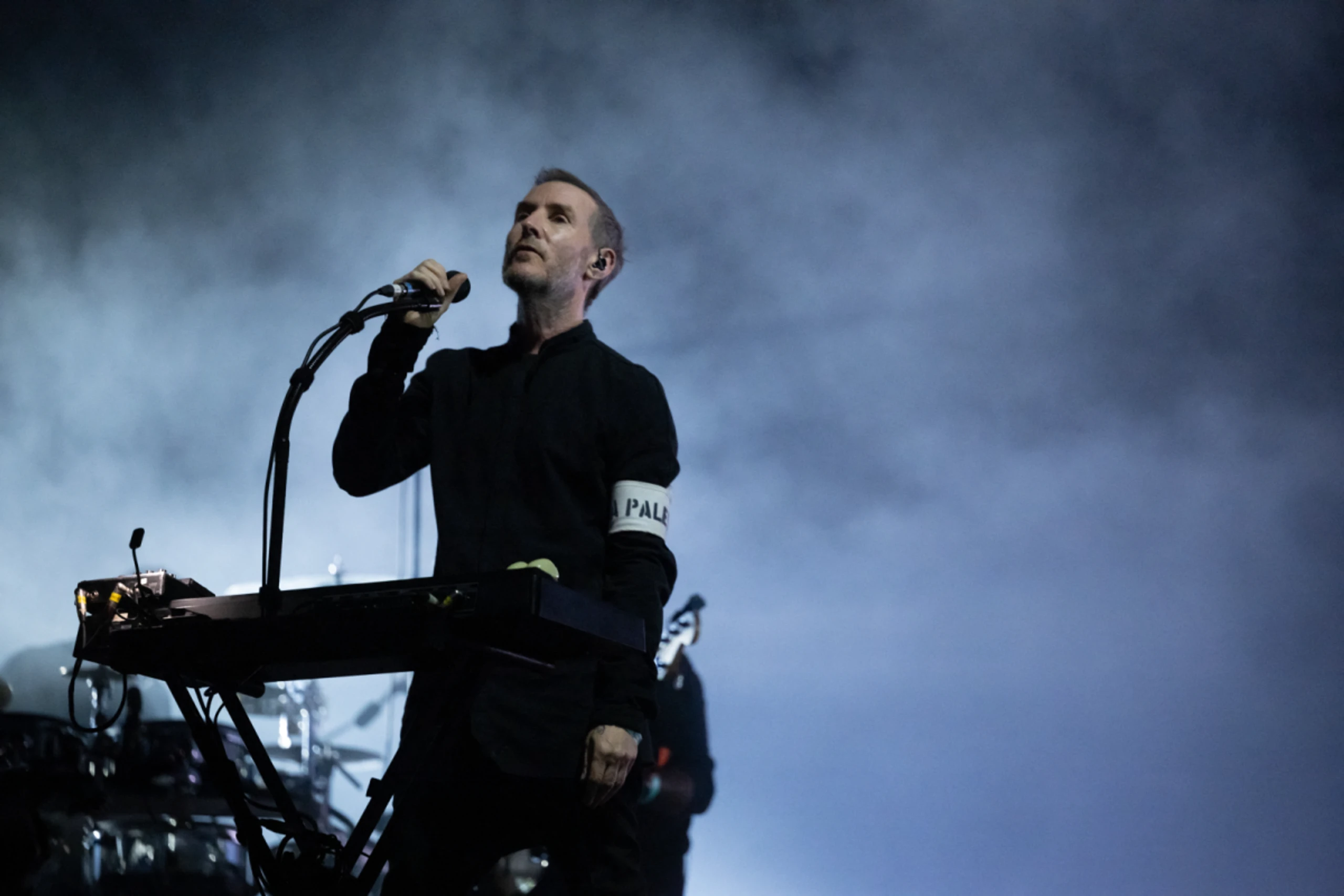 Robert "3D" del Naja von Massive Attack bei Auftritt im Jahr 2024