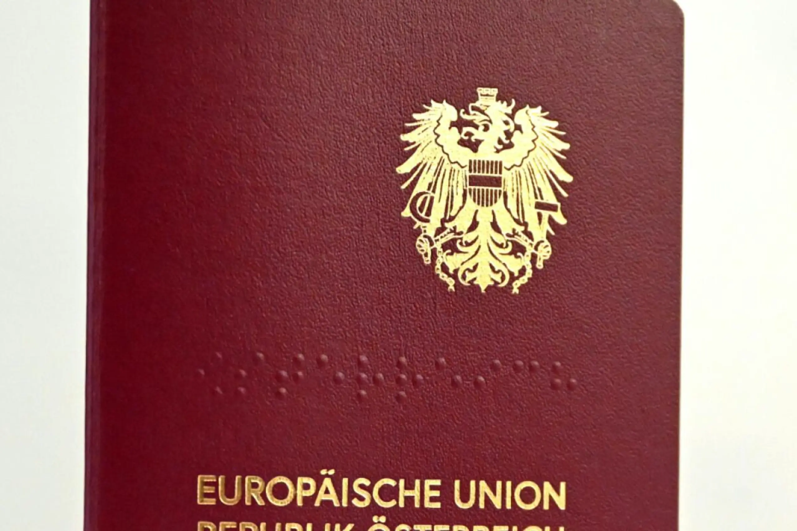 13.700 Personen erhielten im 1. Halbjahr Staatsbürgerschaft