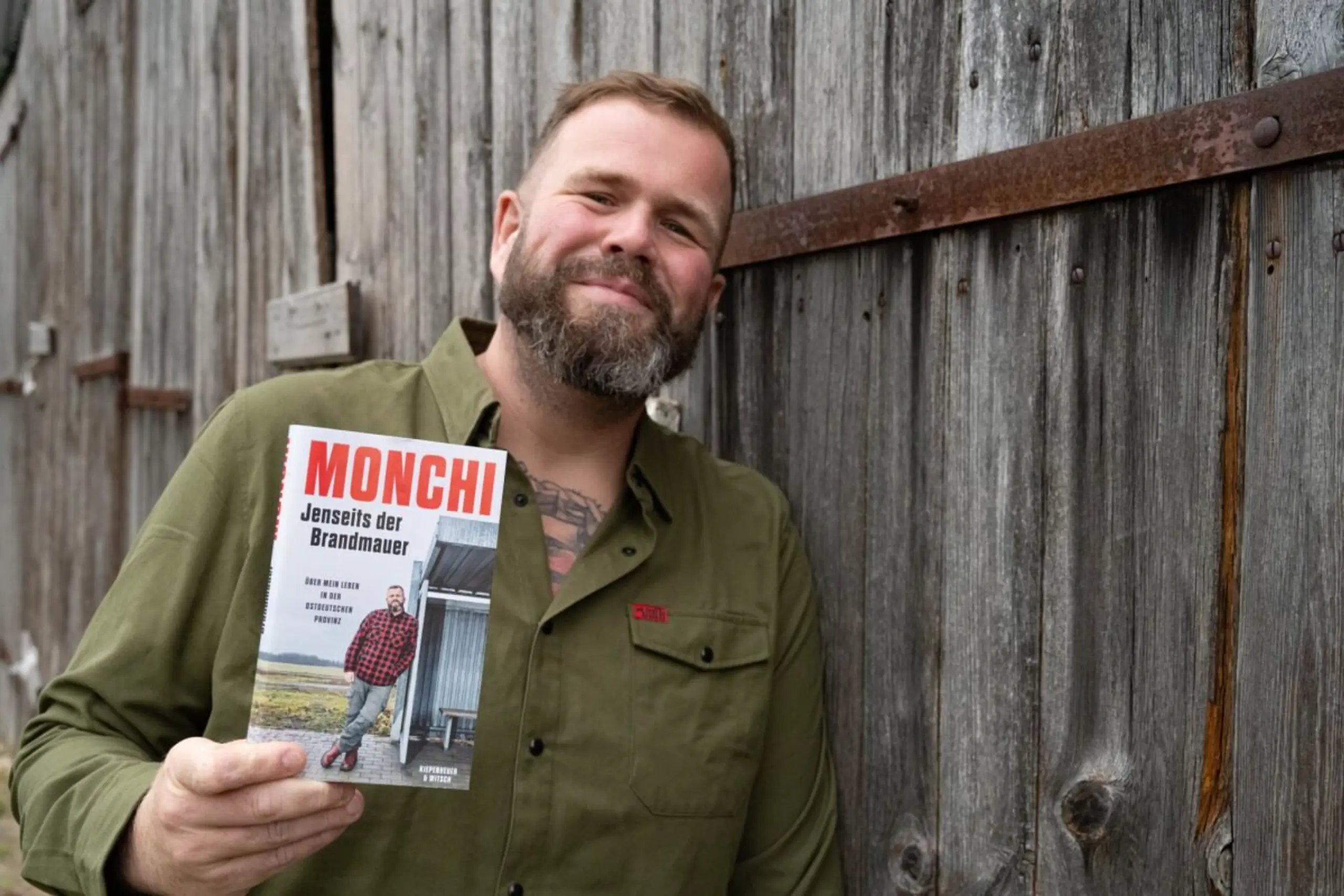 Jan Gorkow alias Monchi präsentiert sein neues Buch