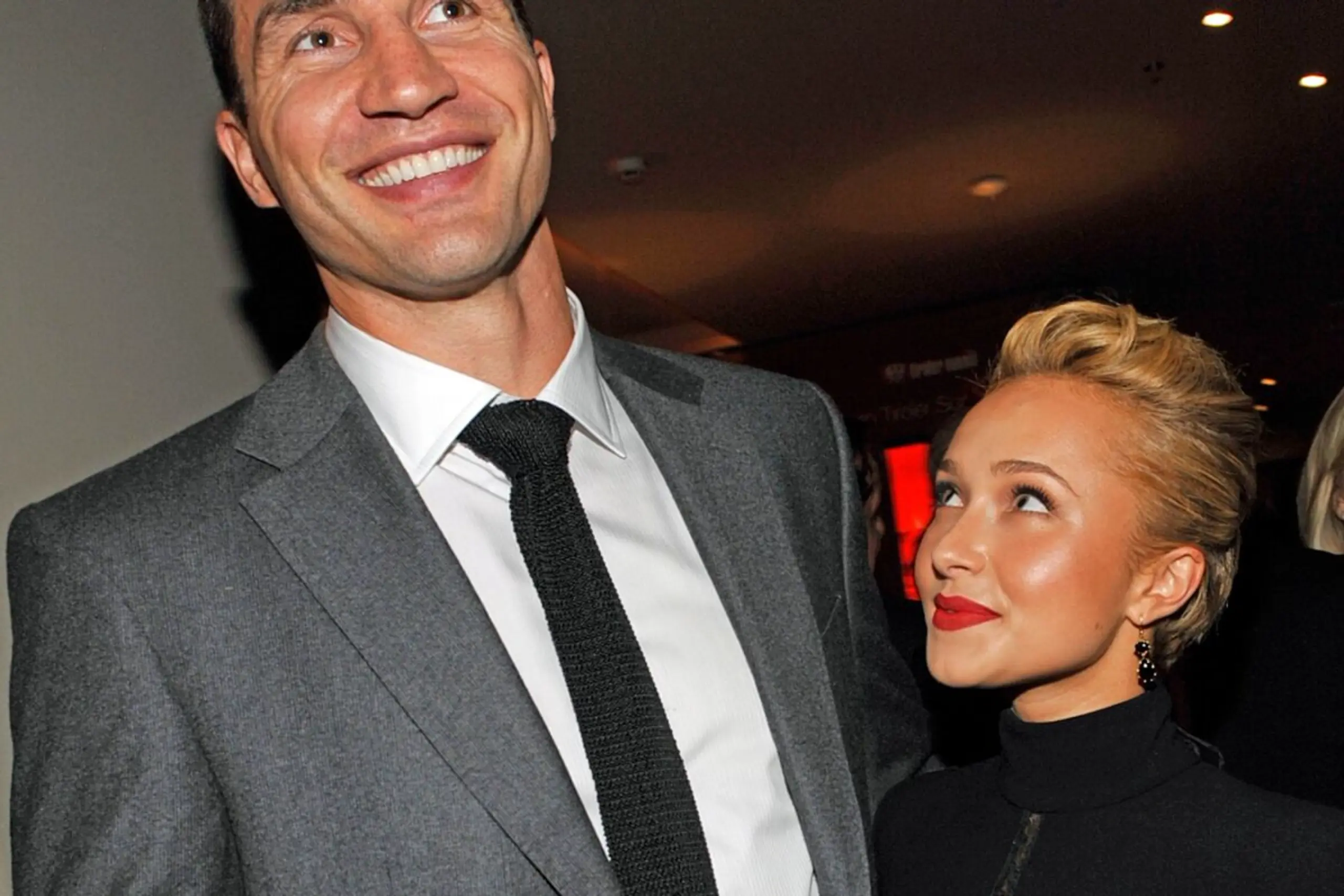++ ARCHIVBILD ++ Ein Bild aus glücklicheren Tagen: Klitschko und Panettiere
