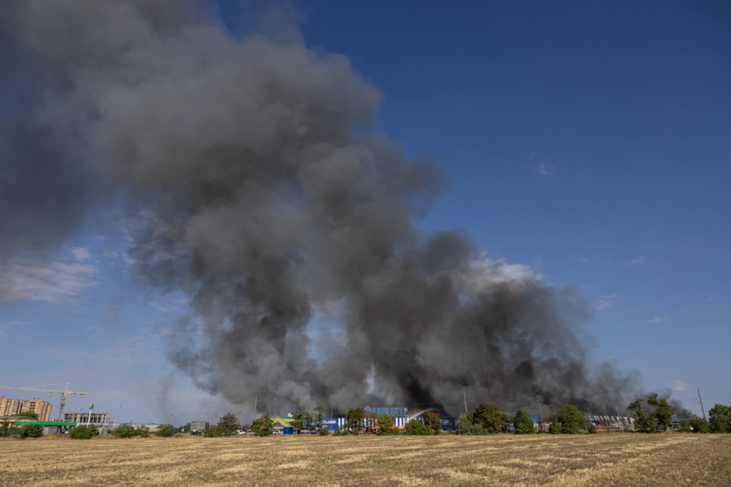 Verwüstung infolge erneuter russischer Angriffe auf die Ukraine